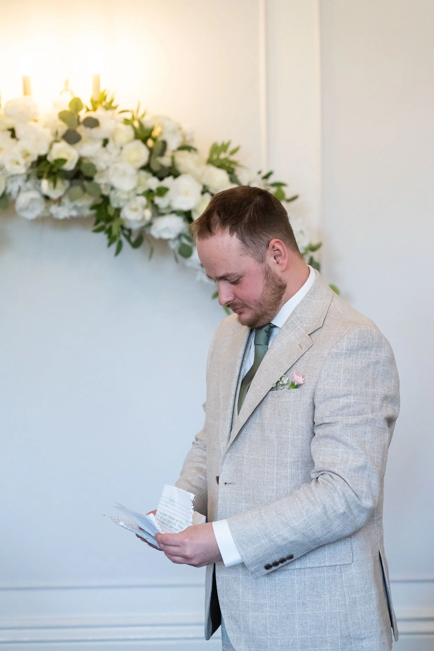 029-enfield-register-office-ridings-theobalds-estate-cheshunt-wedding-photographer.jpg