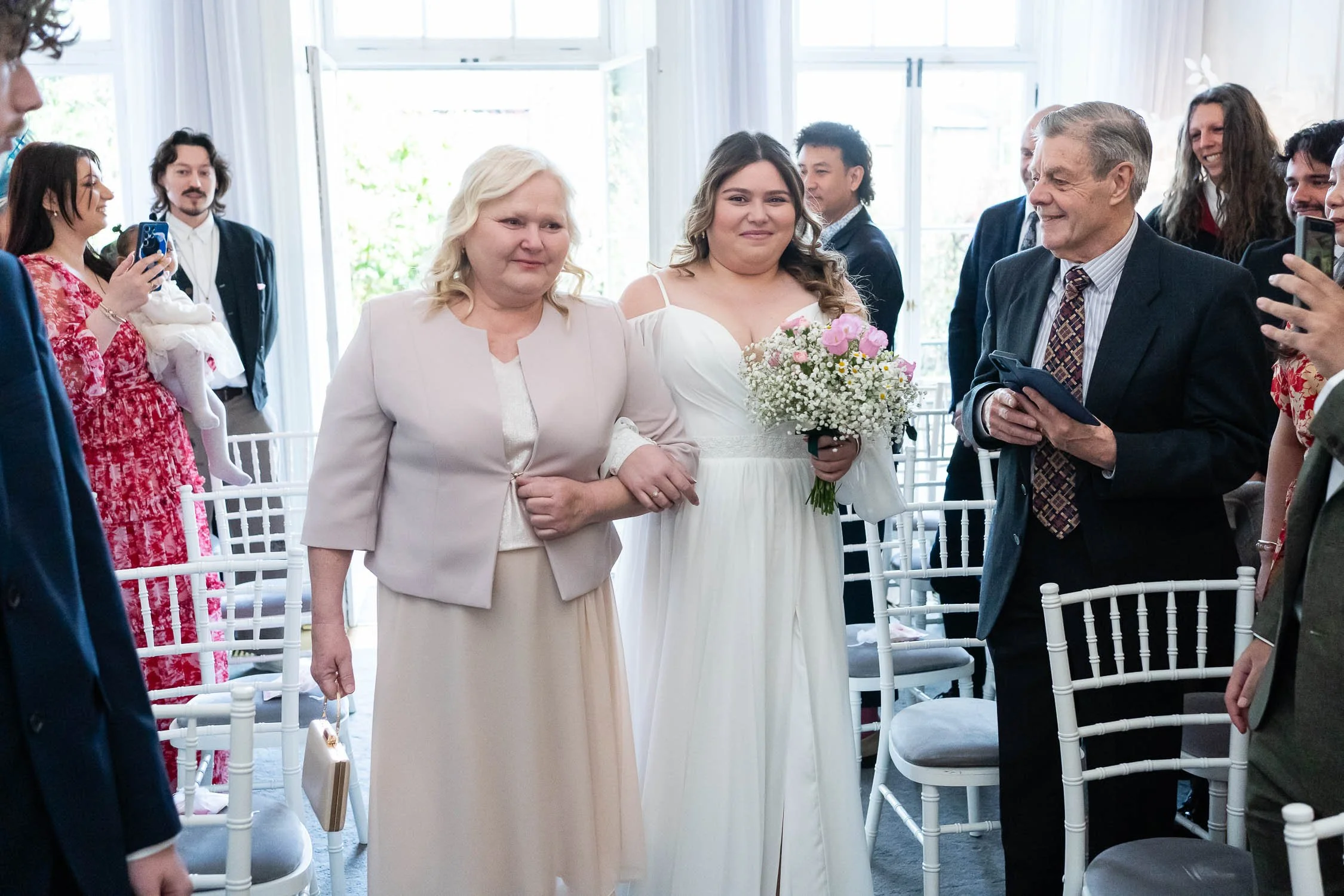 040-enfield-register-office-ridings-theobalds-estate-cheshunt-wedding-photographer.jpg