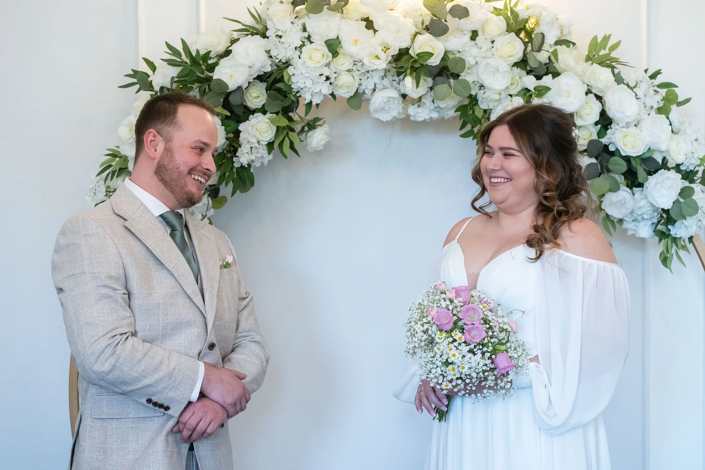054-enfield-register-office-ridings-theobalds-estate-cheshunt-wedding-photographer.jpg
