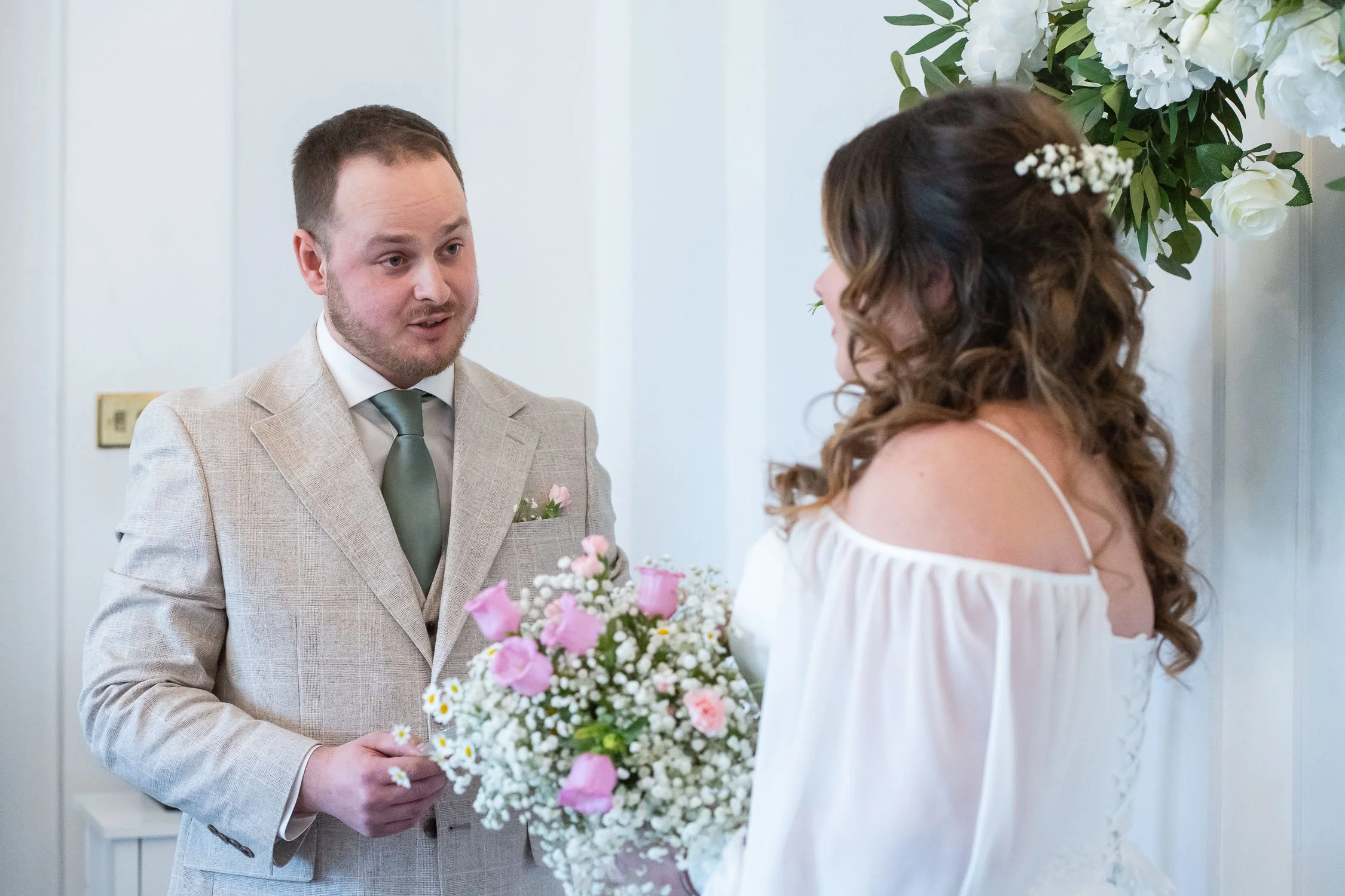 057-enfield-register-office-ridings-theobalds-estate-cheshunt-wedding-photographer.jpg