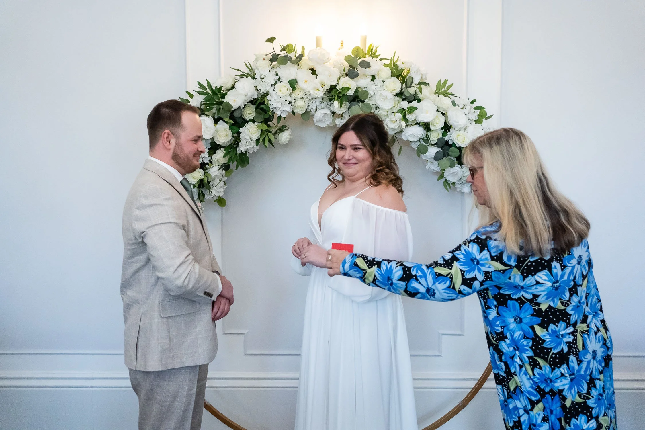 083-enfield-register-office-ridings-theobalds-estate-cheshunt-wedding-photographer.jpg