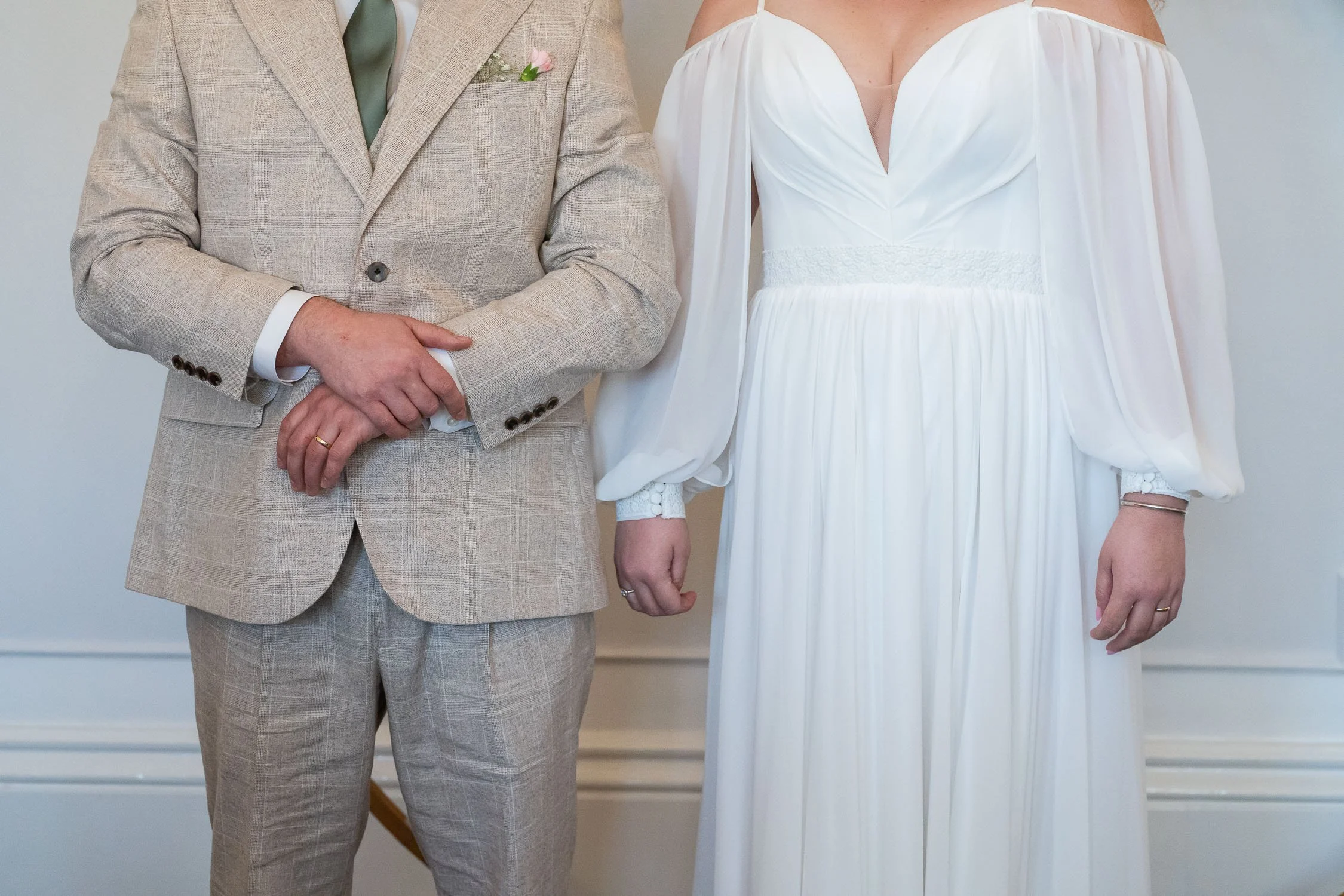 085-enfield-register-office-ridings-theobalds-estate-cheshunt-wedding-photographer.jpg