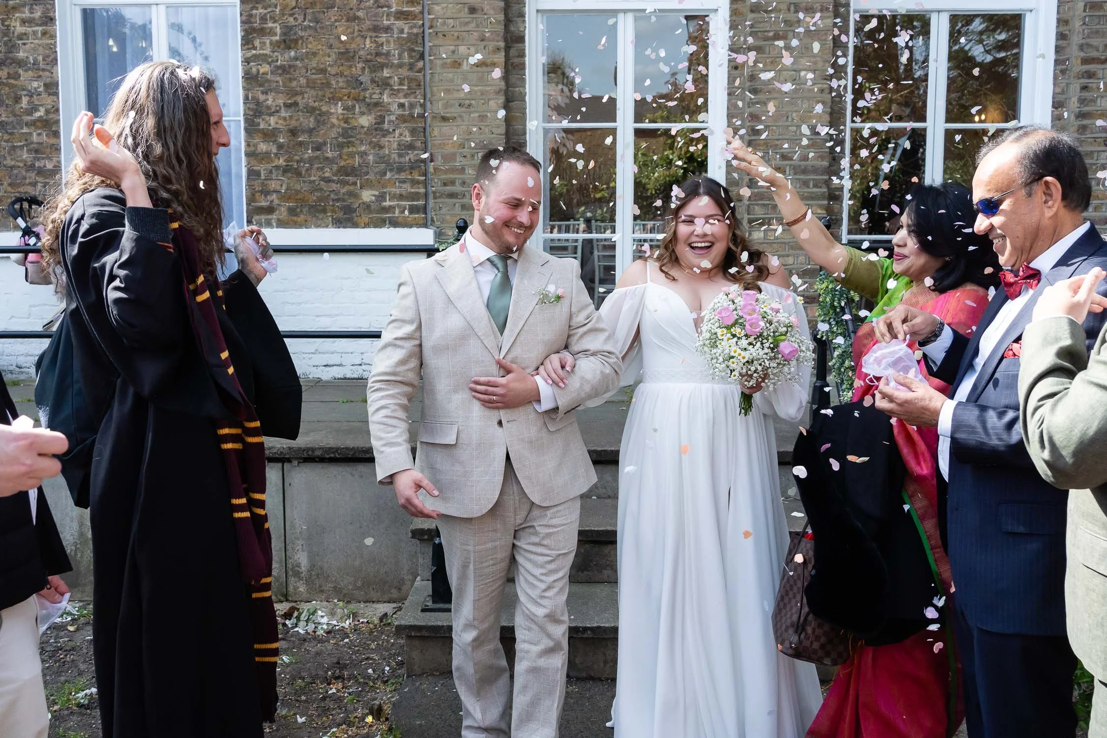100-enfield-register-office-ridings-theobalds-estate-cheshunt-wedding-photographer.jpg