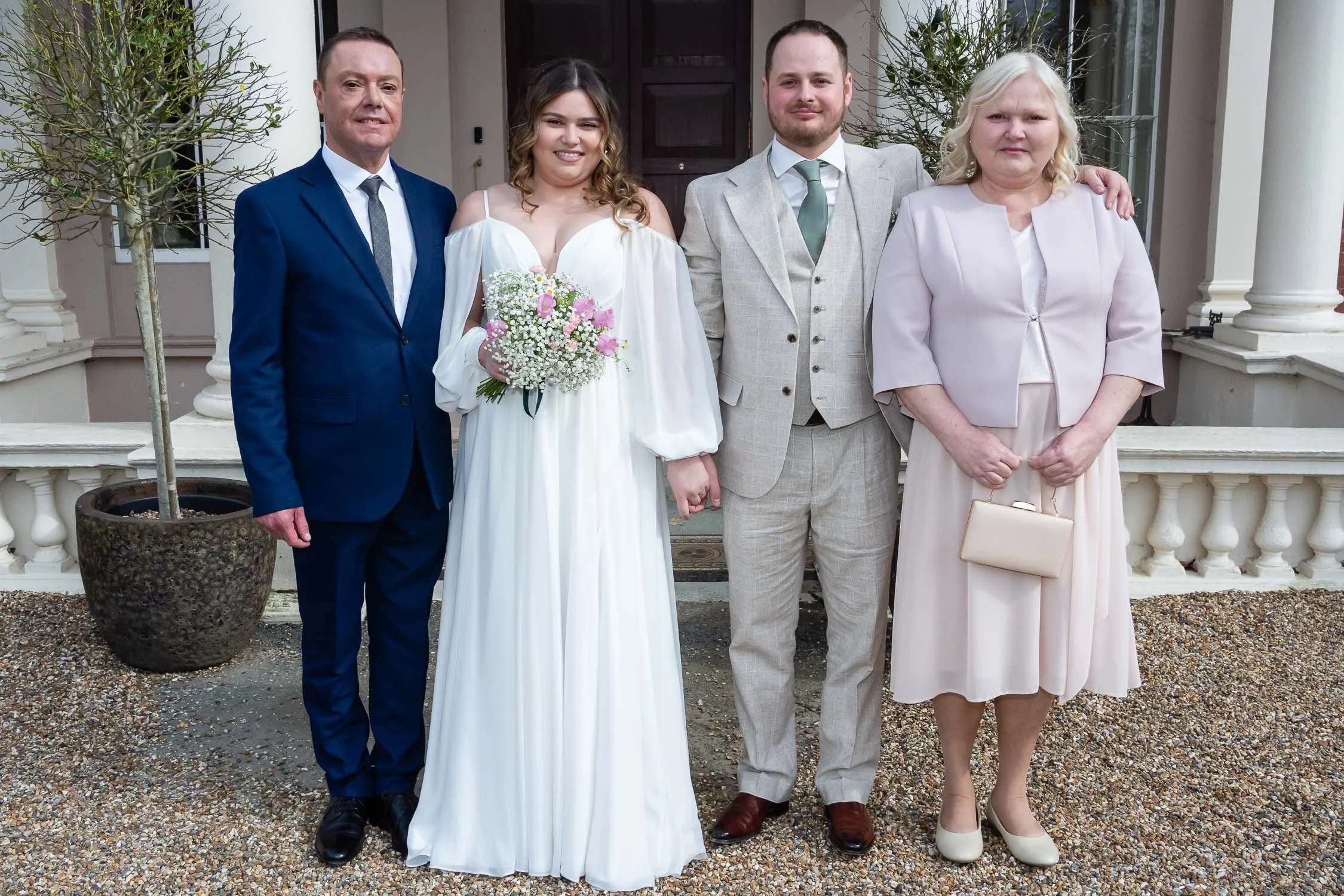 132-enfield-register-office-ridings-theobalds-estate-cheshunt-wedding-photographer.jpg