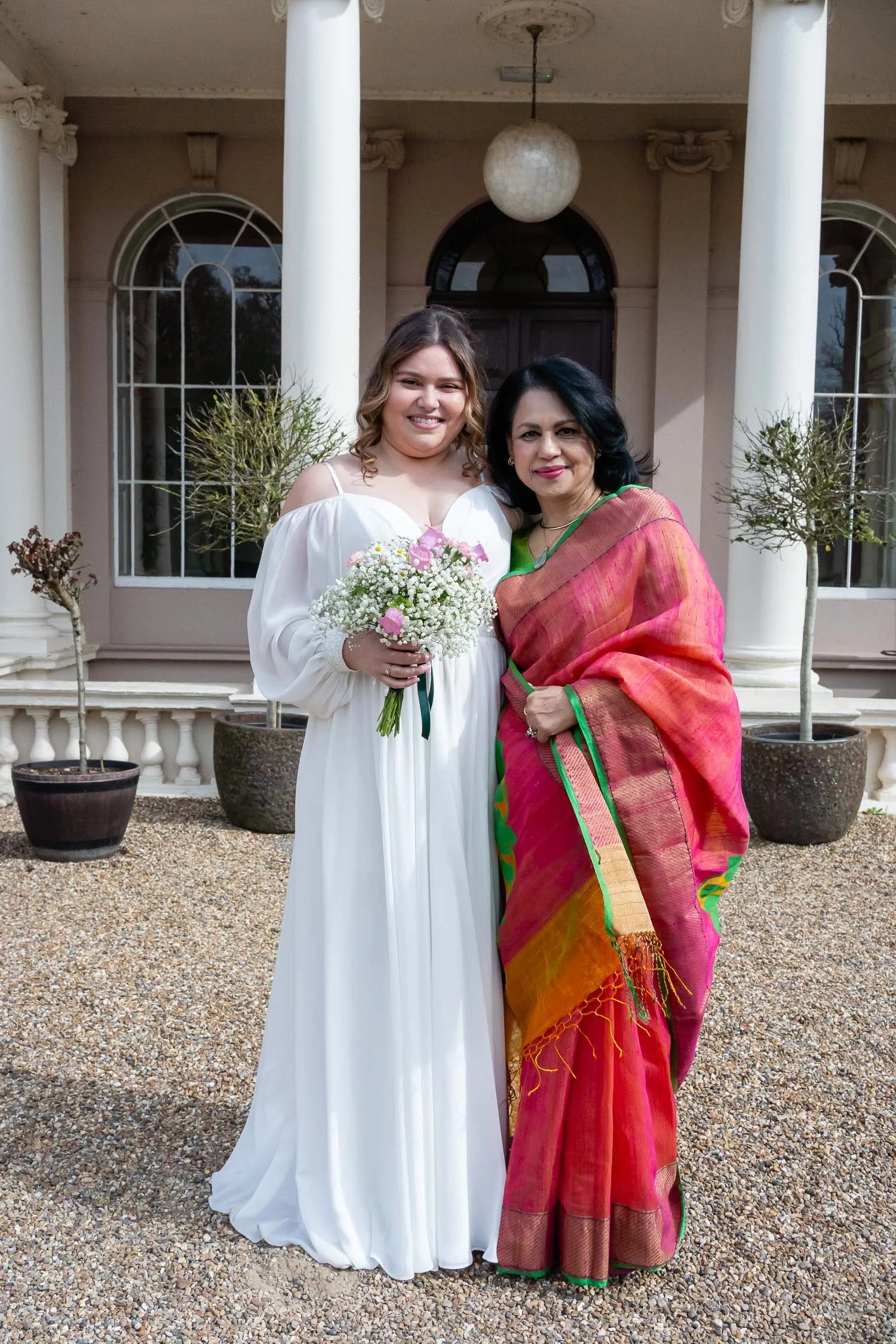 138-enfield-register-office-ridings-theobalds-estate-cheshunt-wedding-photographer.jpg