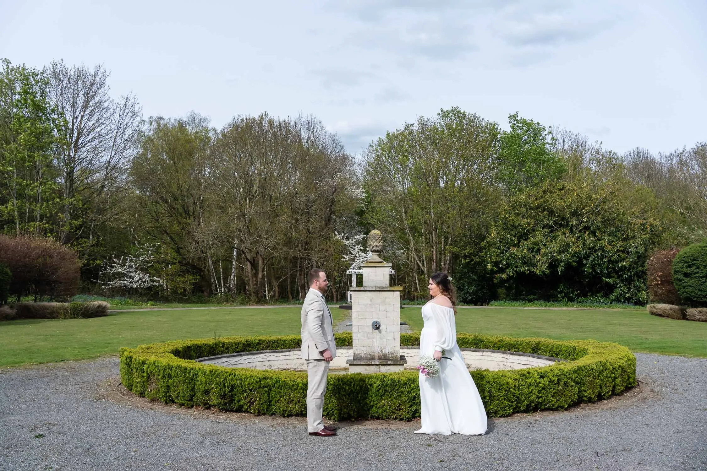 140-enfield-register-office-ridings-theobalds-estate-cheshunt-wedding-photographer.jpg