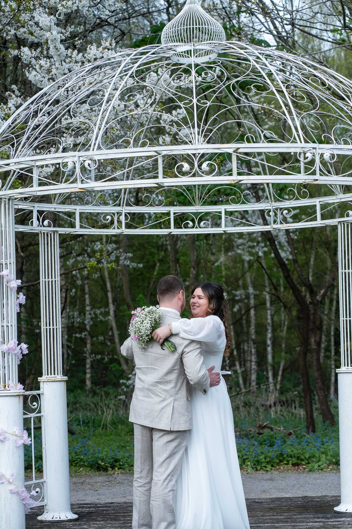 158-enfield-register-office-ridings-theobalds-estate-cheshunt-wedding-photographer.jpg