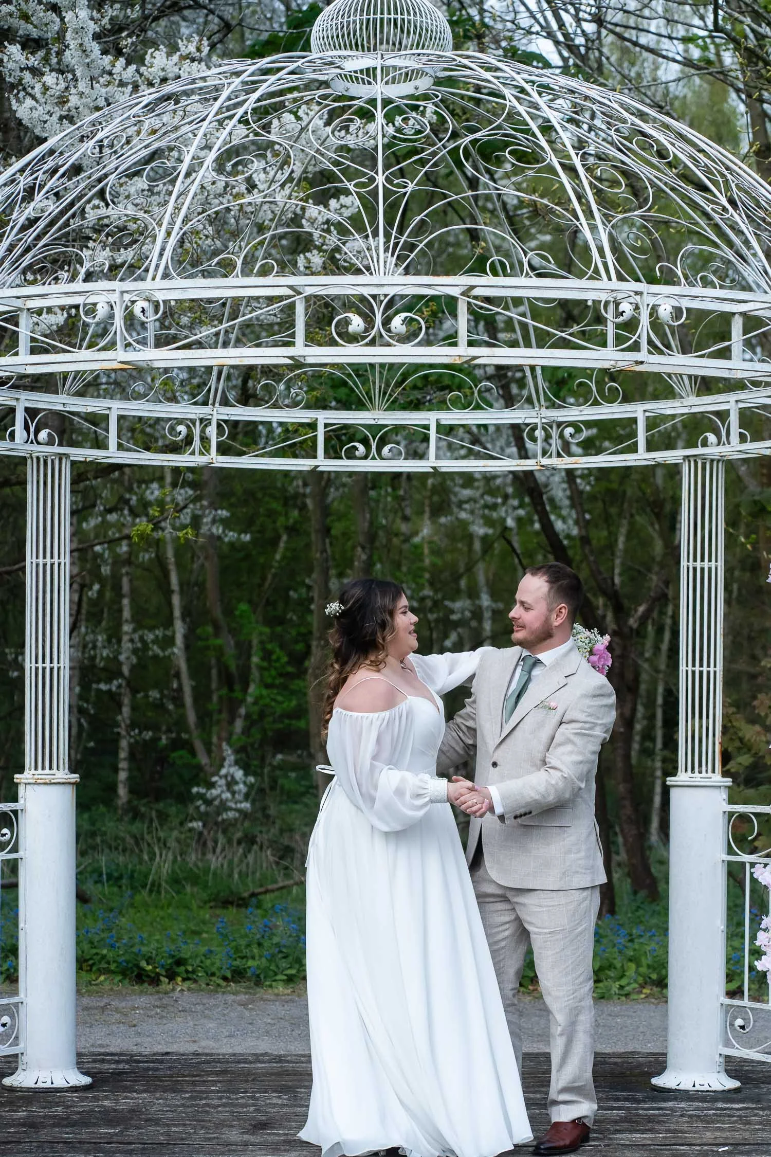 159-enfield-register-office-ridings-theobalds-estate-cheshunt-wedding-photographer.jpg