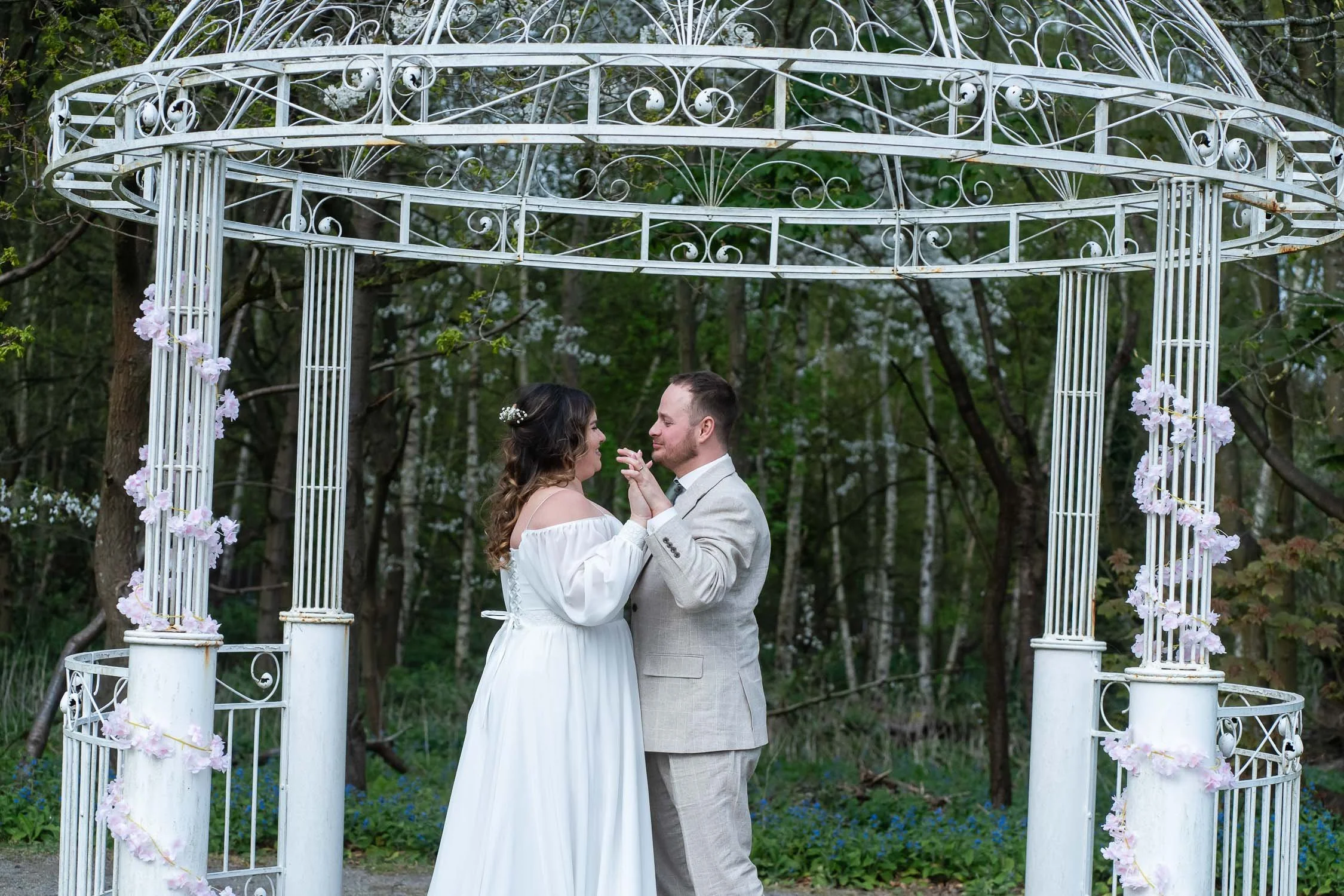 163-enfield-register-office-ridings-theobalds-estate-cheshunt-wedding-photographer.jpg
