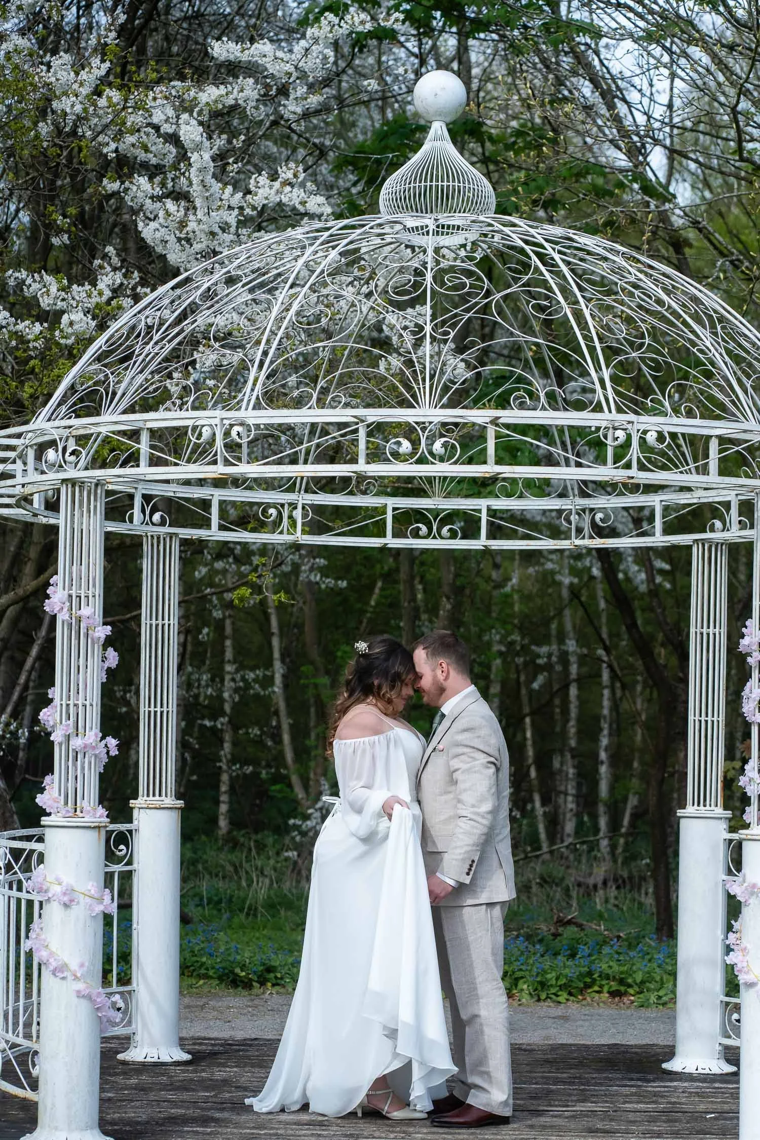 166-enfield-register-office-ridings-theobalds-estate-cheshunt-wedding-photographer.jpg
