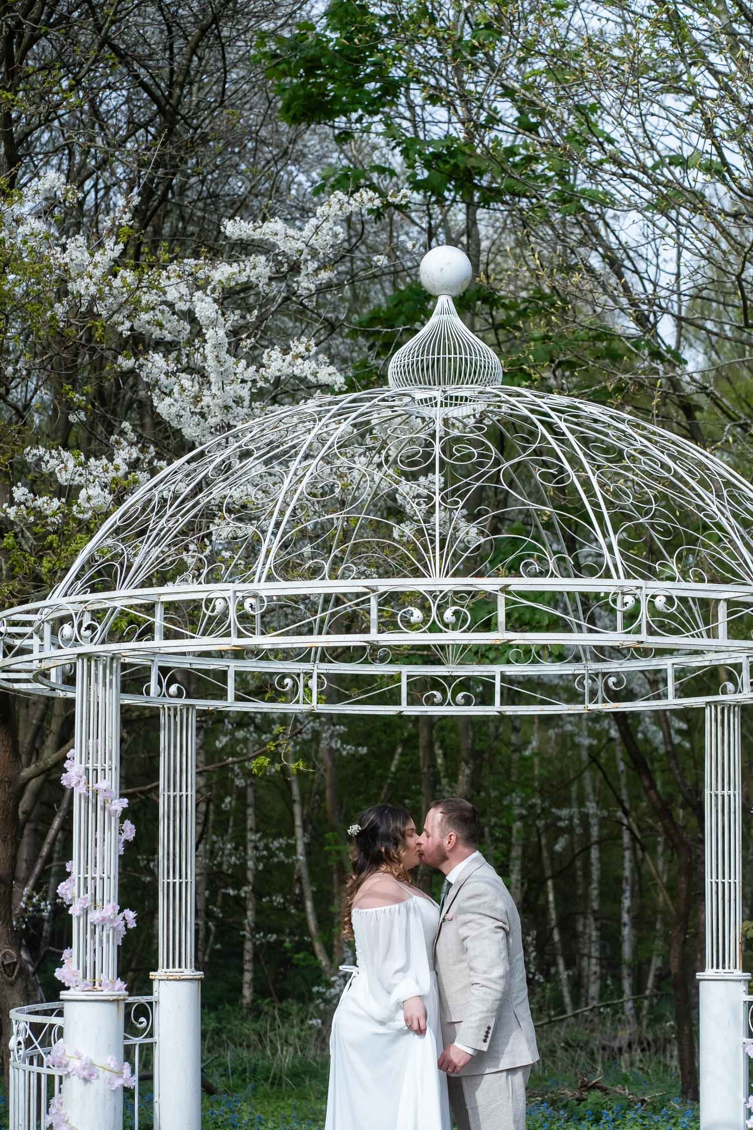 168-enfield-register-office-ridings-theobalds-estate-cheshunt-wedding-photographer.jpg