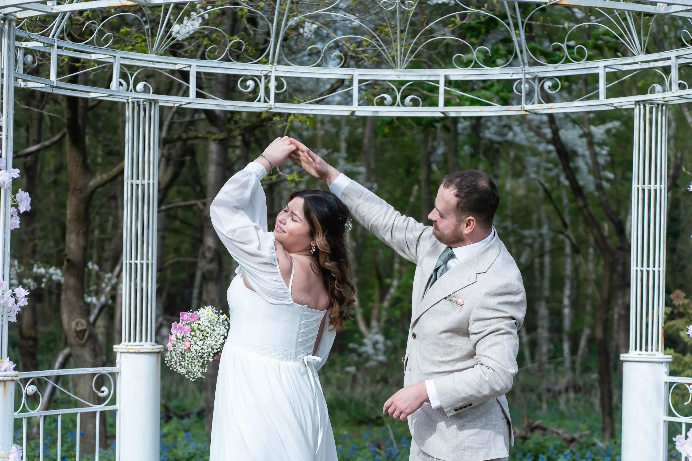 171-enfield-register-office-ridings-theobalds-estate-cheshunt-wedding-photographer.jpg