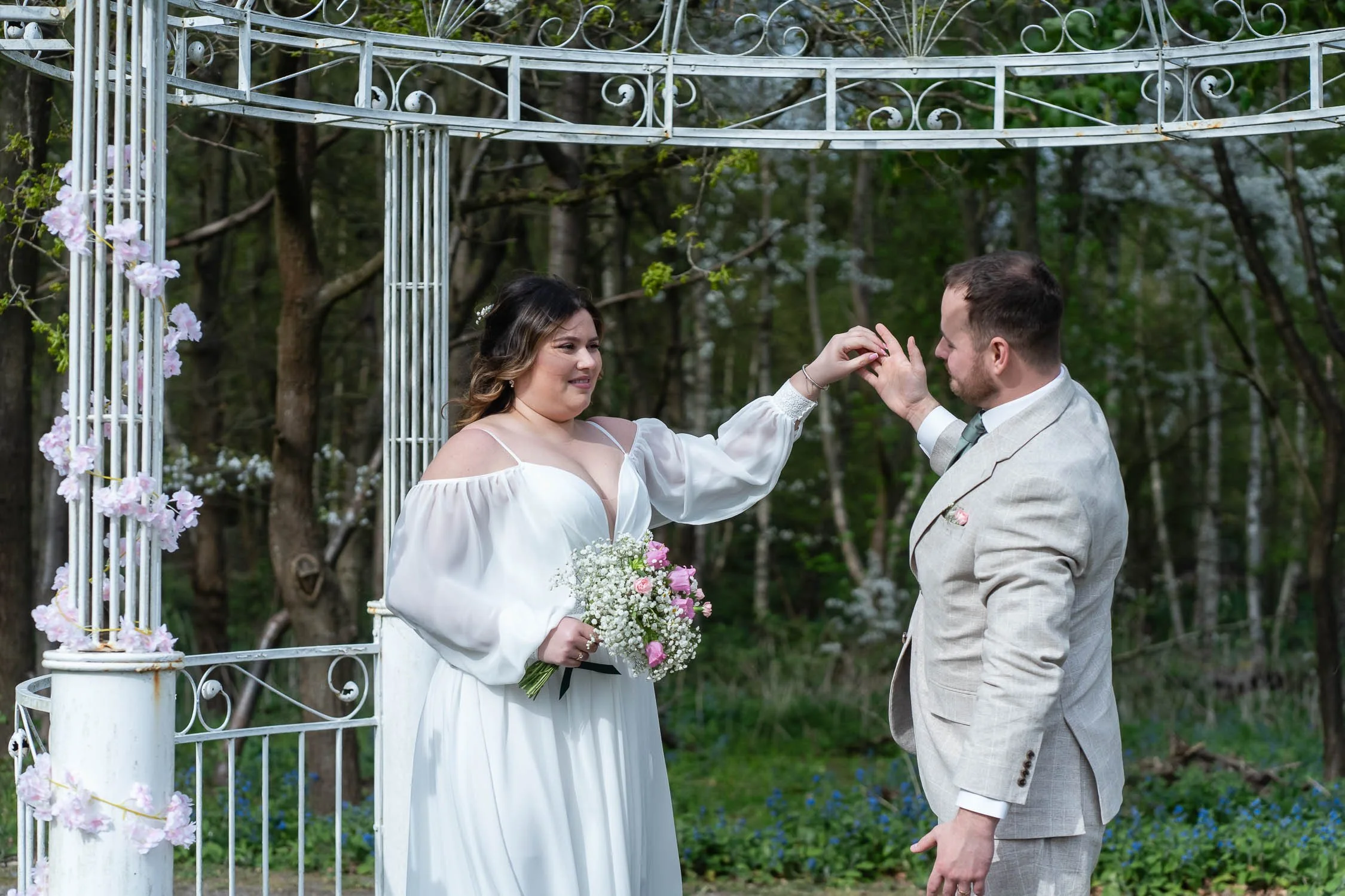 172-enfield-register-office-ridings-theobalds-estate-cheshunt-wedding-photographer.jpg