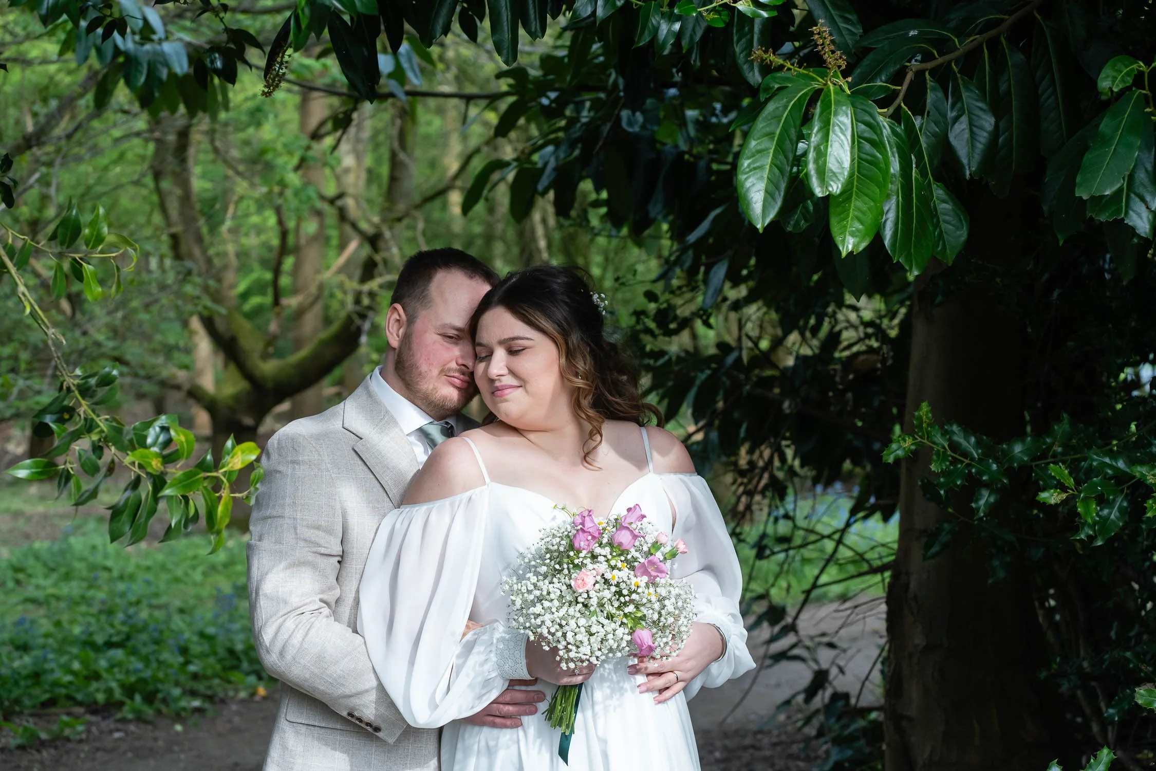 182-enfield-register-office-ridings-theobalds-estate-cheshunt-wedding-photographer.jpg