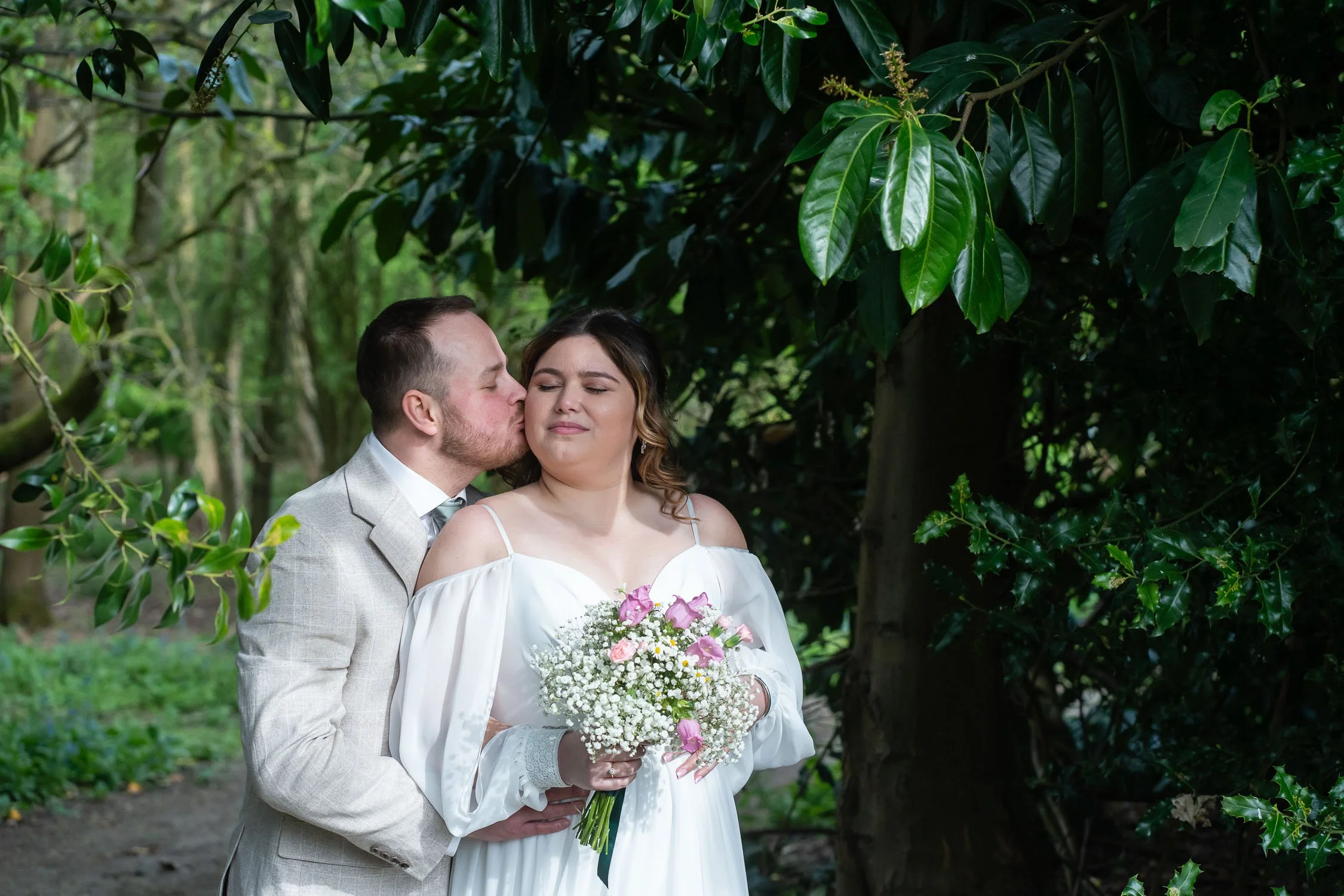 185-enfield-register-office-ridings-theobalds-estate-cheshunt-wedding-photographer.jpg