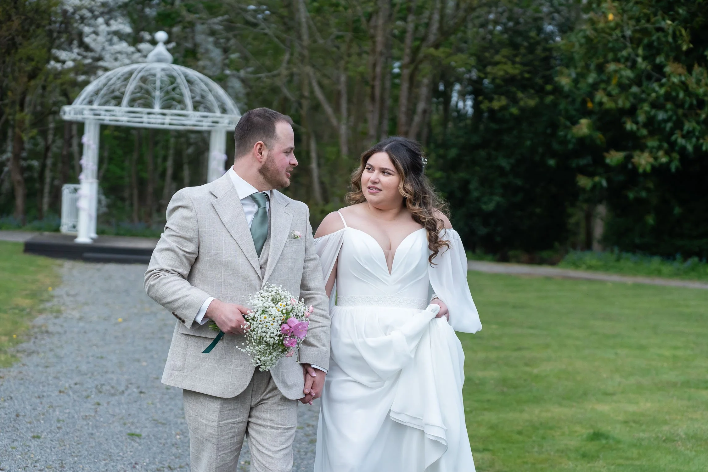 191-enfield-register-office-ridings-theobalds-estate-cheshunt-wedding-photographer.jpg