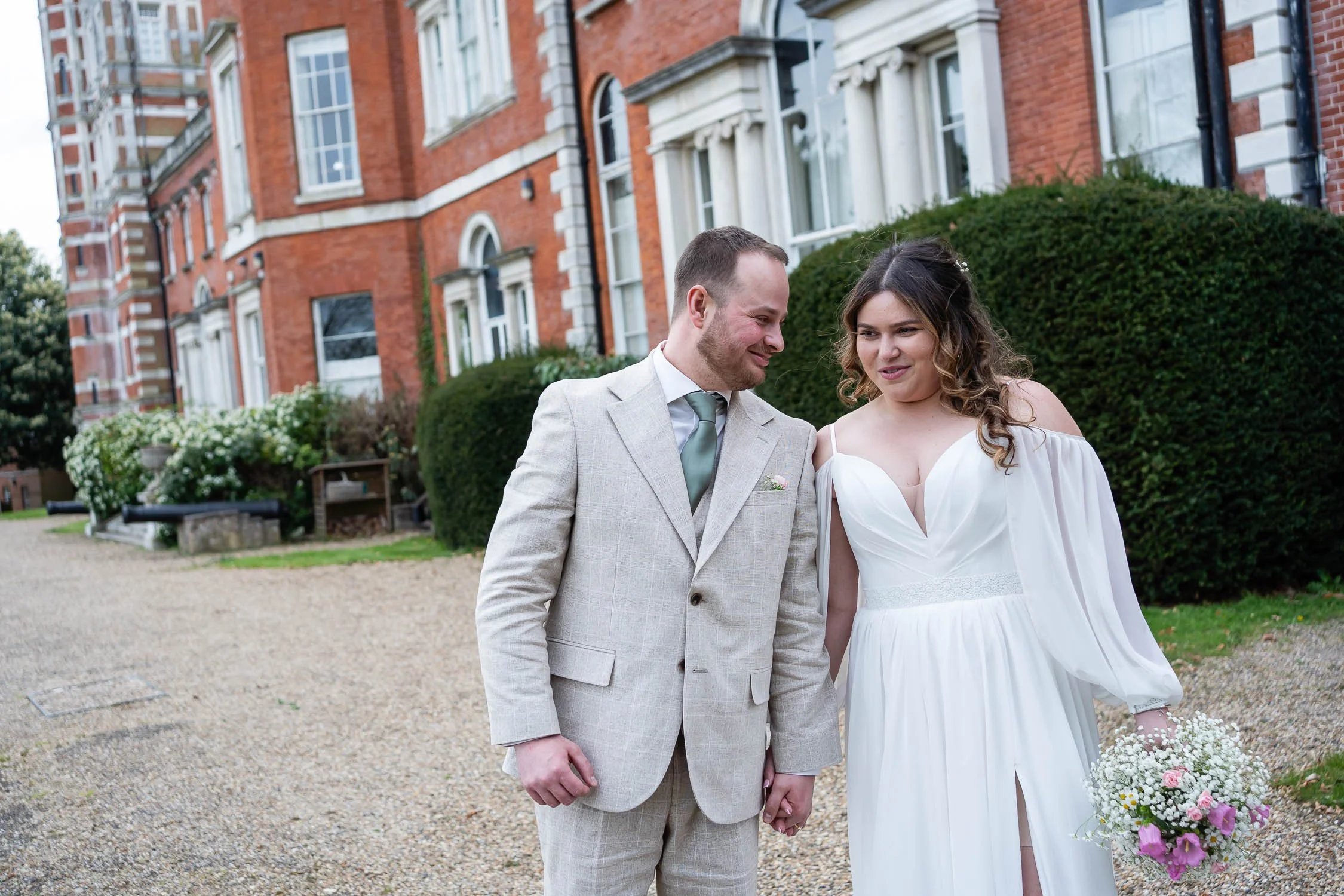 196-enfield-register-office-ridings-theobalds-estate-cheshunt-wedding-photographer.jpg