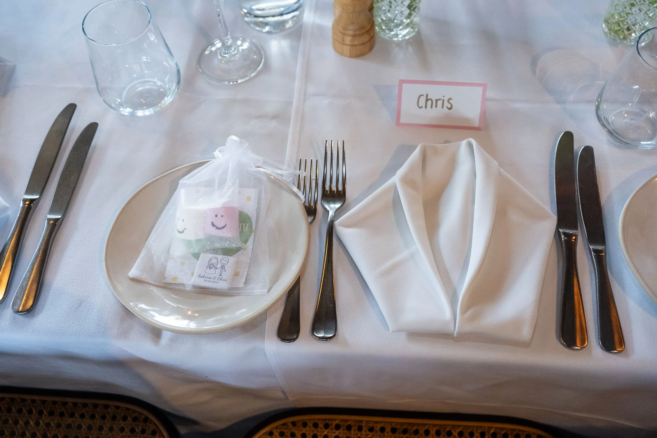 205-enfield-register-office-ridings-theobalds-estate-cheshunt-wedding-photographer.jpg