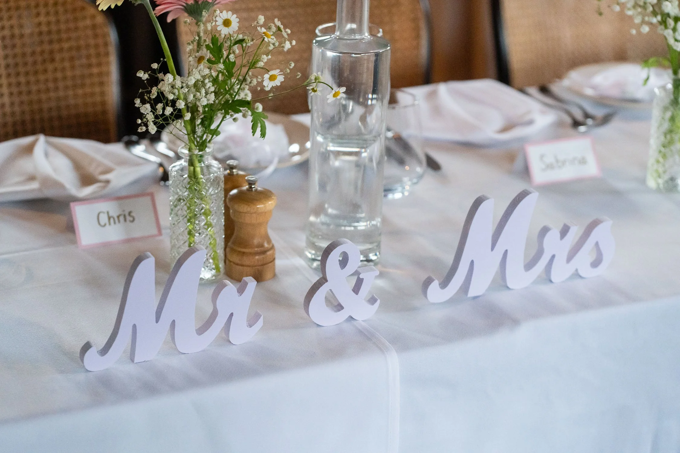 208-enfield-register-office-ridings-theobalds-estate-cheshunt-wedding-photographer.jpg