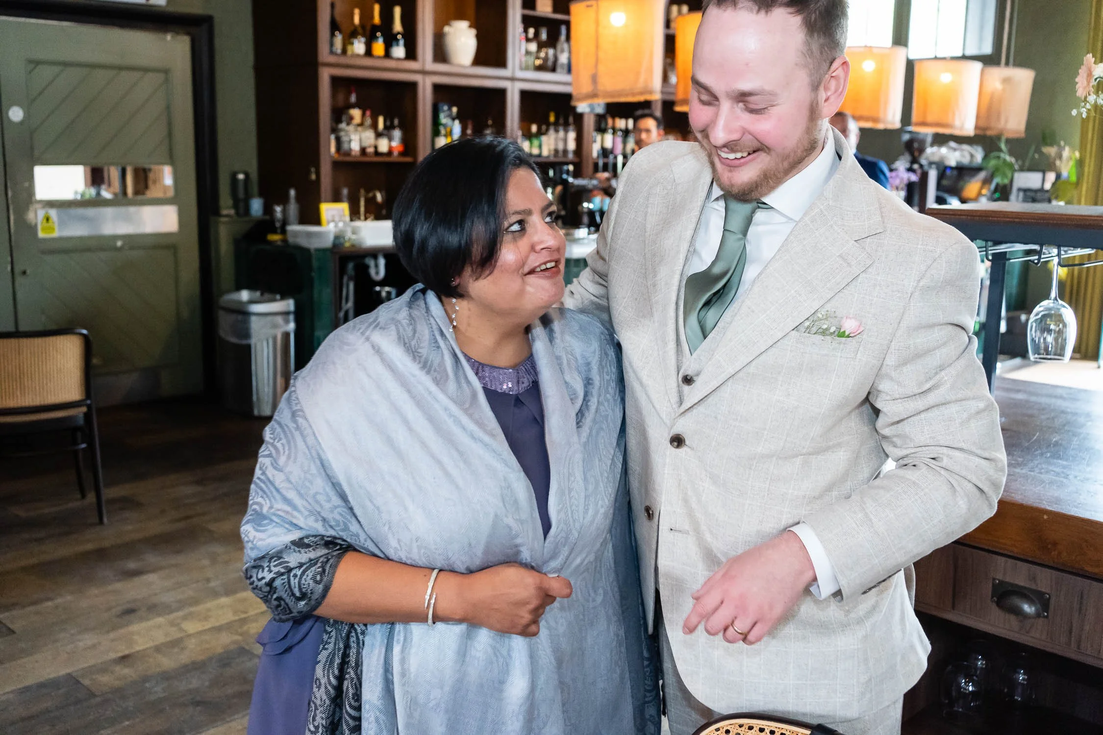 217-enfield-register-office-ridings-theobalds-estate-cheshunt-wedding-photographer.jpg