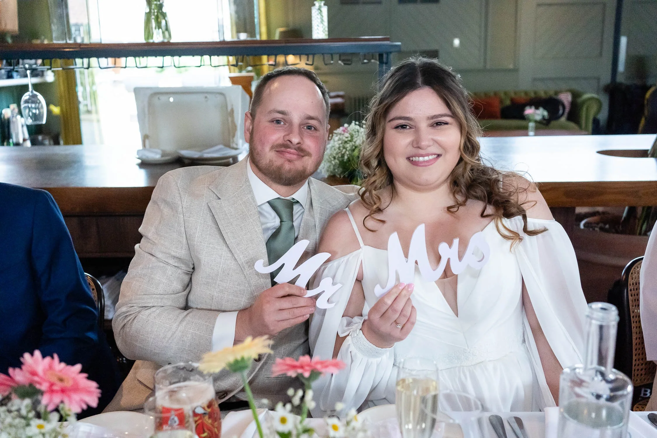225-enfield-register-office-ridings-theobalds-estate-cheshunt-wedding-photographer.jpg