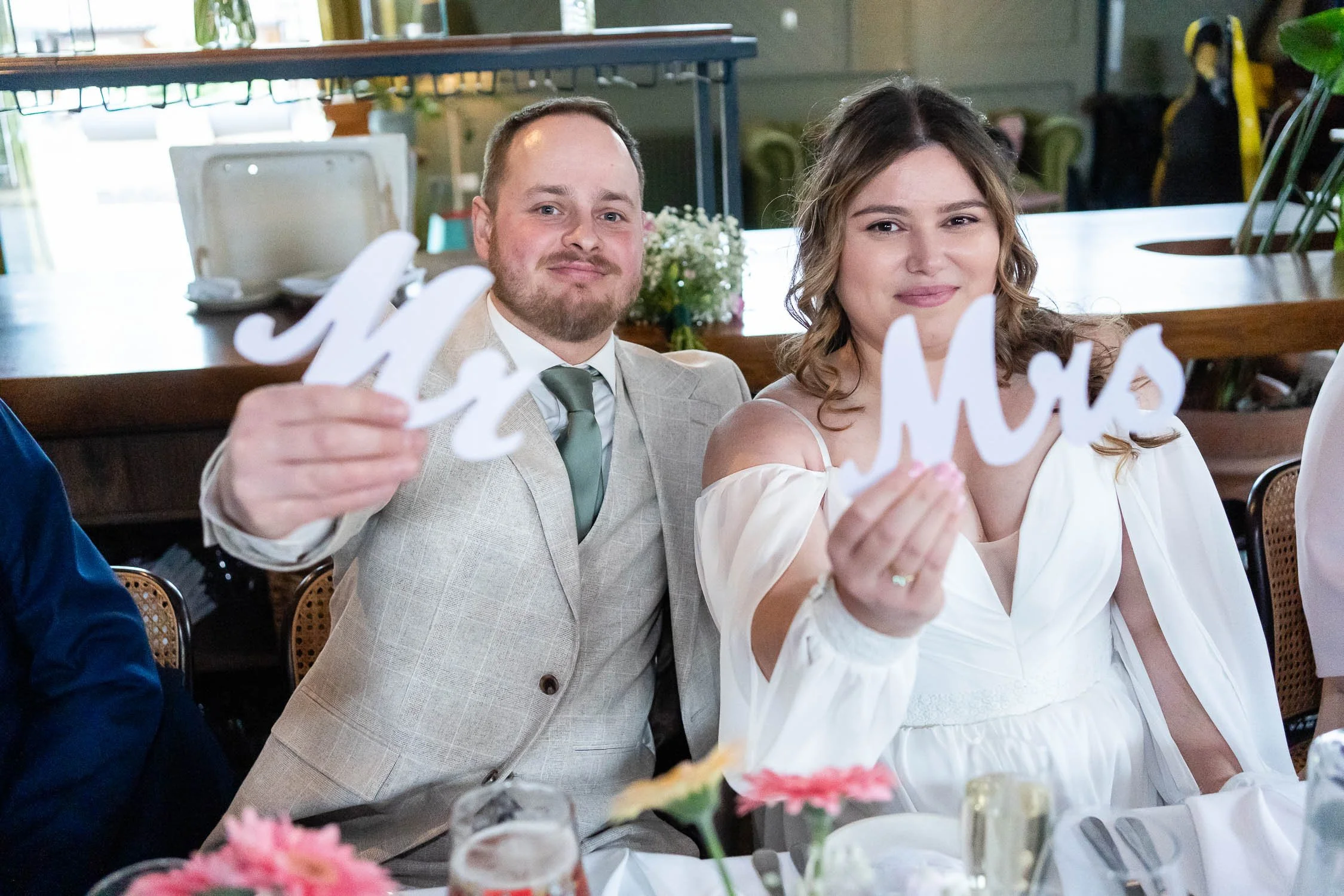 227-enfield-register-office-ridings-theobalds-estate-cheshunt-wedding-photographer.jpg