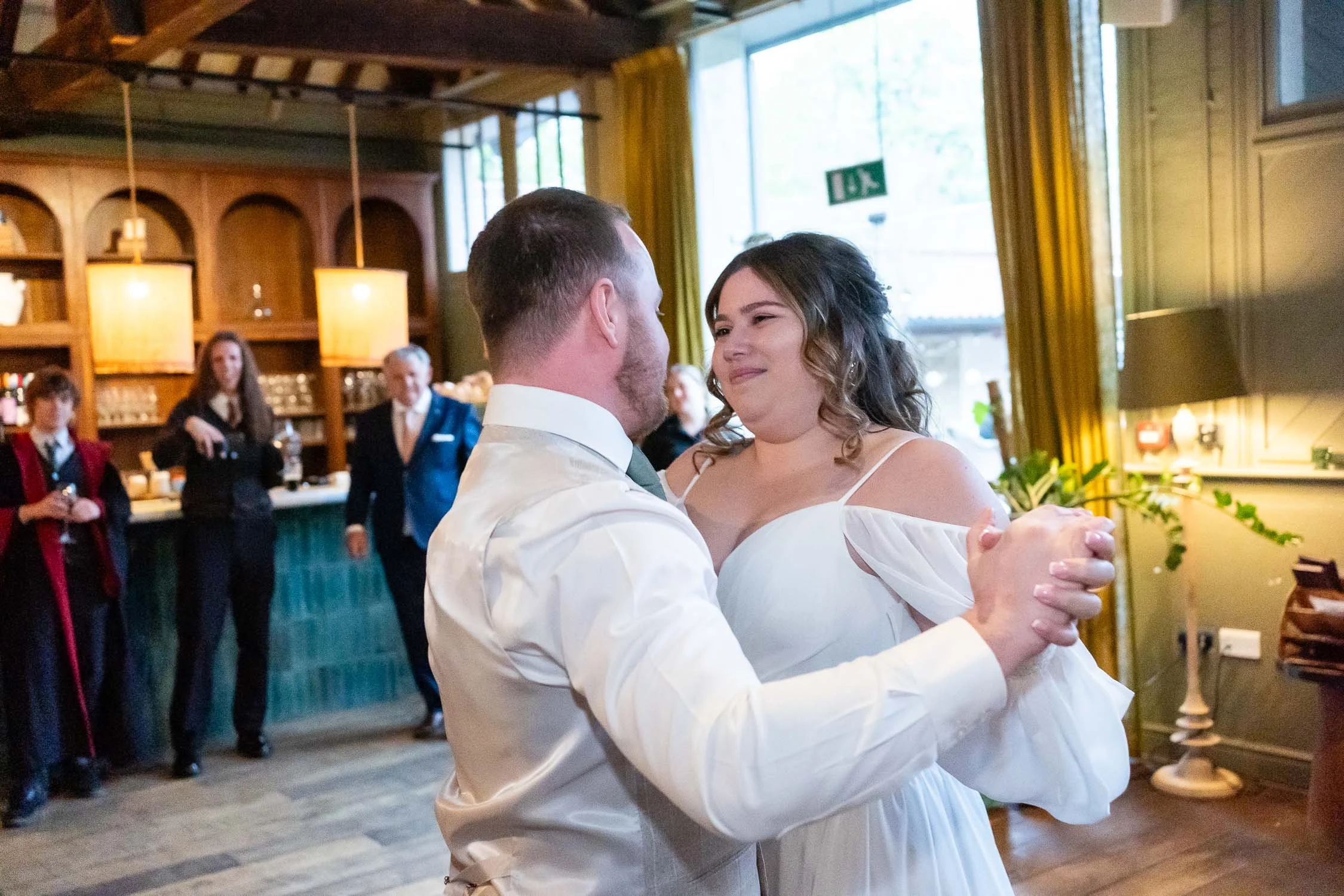 344-enfield-register-office-ridings-theobalds-estate-cheshunt-wedding-photographer.jpg