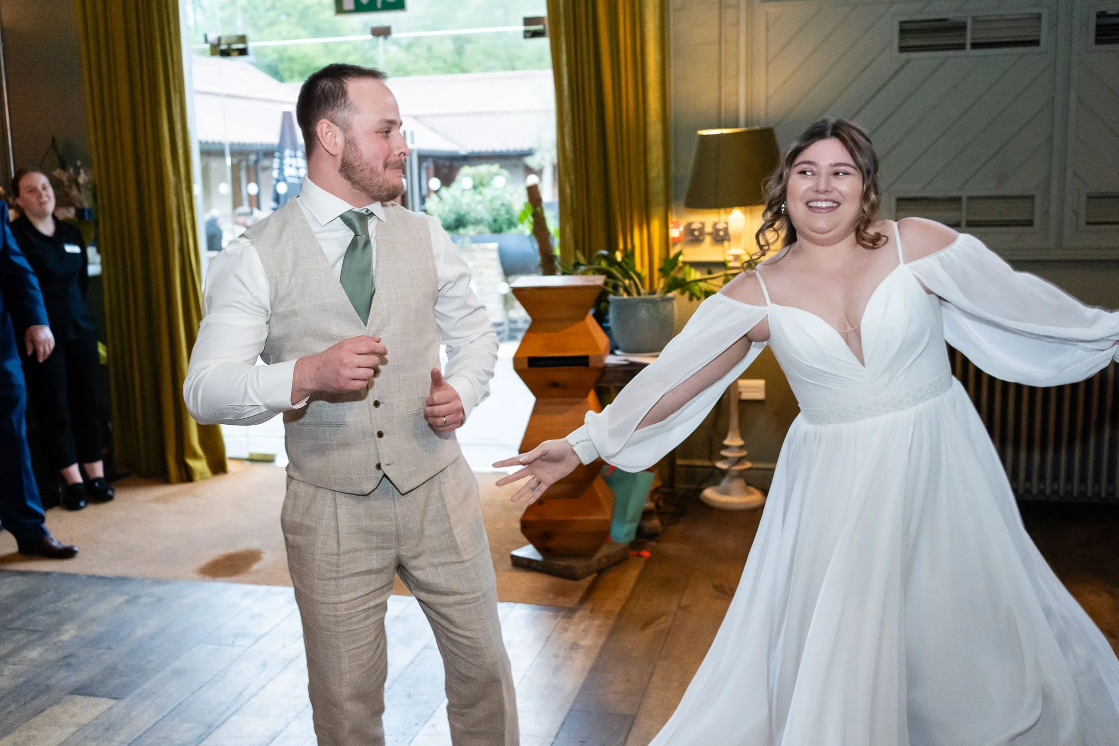 353-enfield-register-office-ridings-theobalds-estate-cheshunt-wedding-photographer.jpg