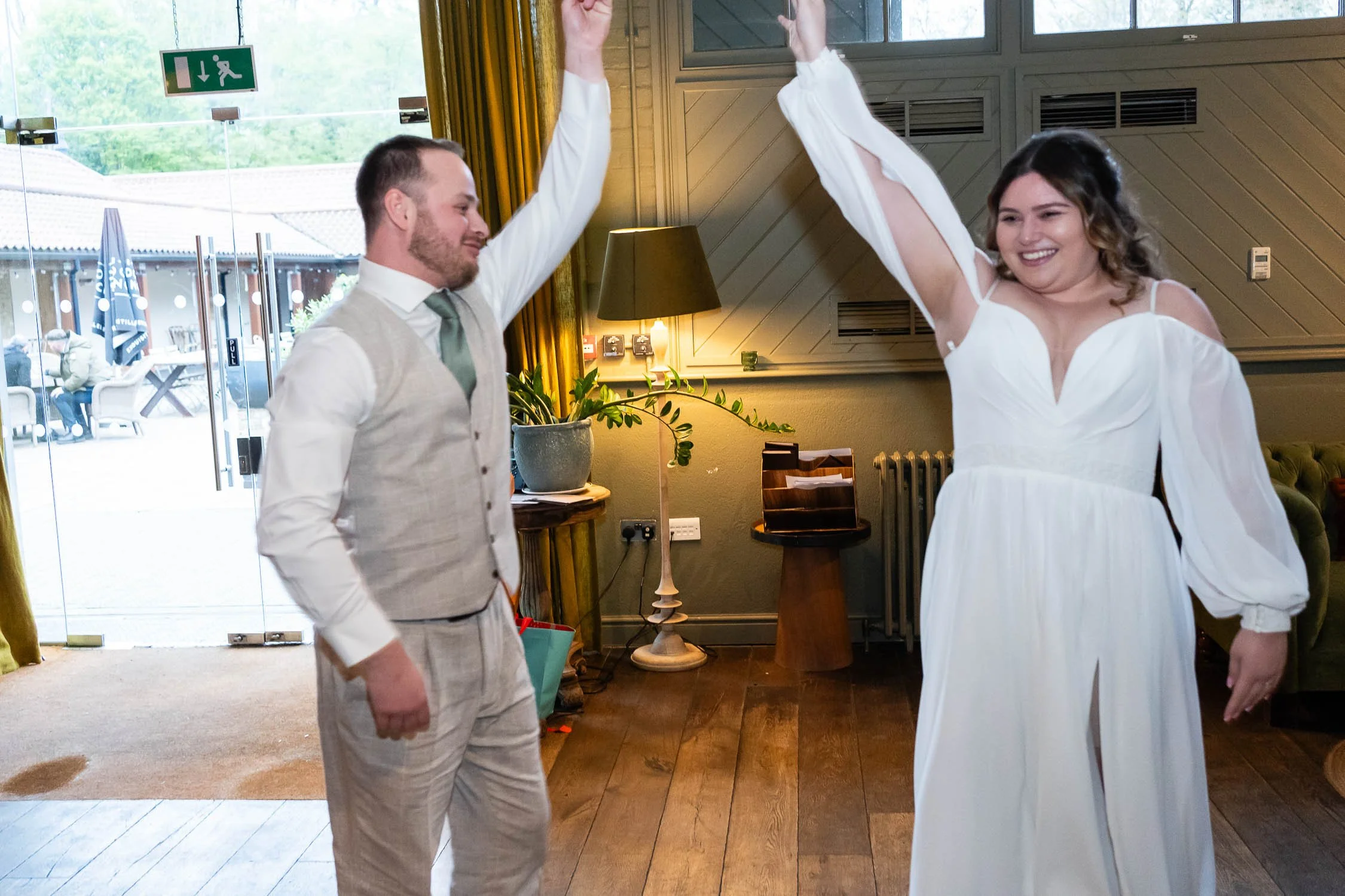 354-enfield-register-office-ridings-theobalds-estate-cheshunt-wedding-photographer.jpg