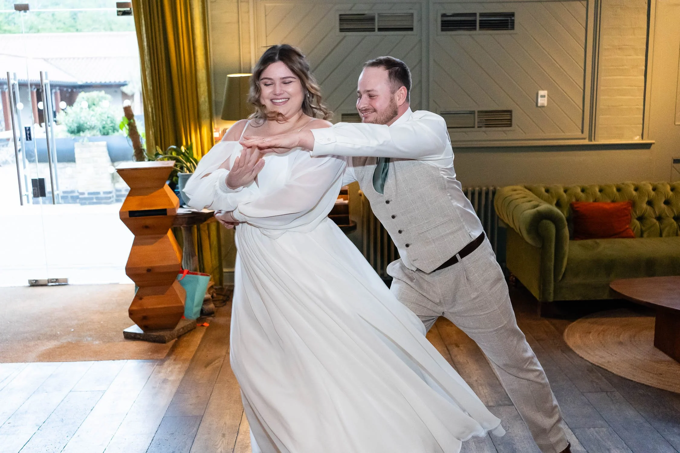 358-enfield-register-office-ridings-theobalds-estate-cheshunt-wedding-photographer.jpg