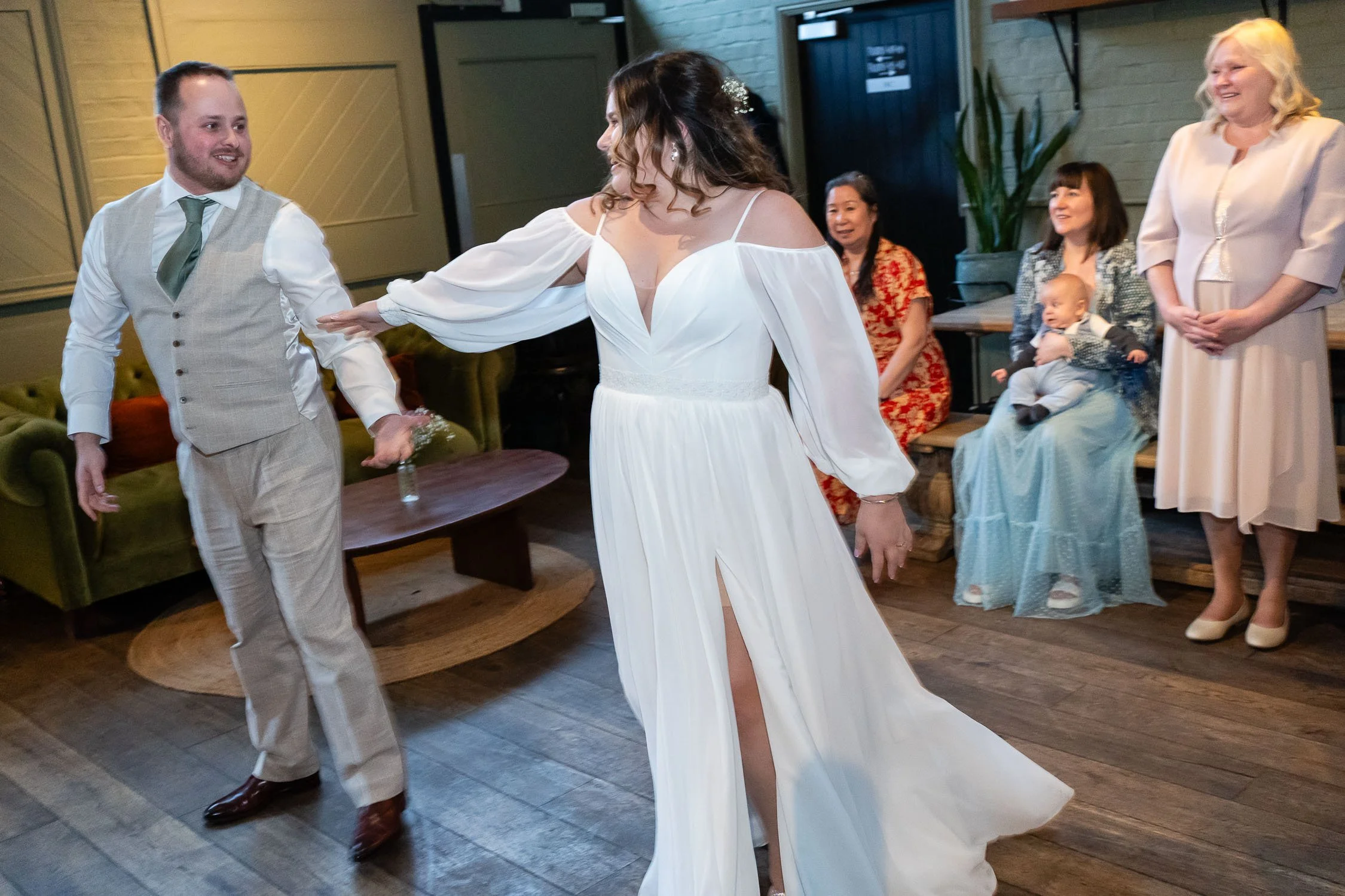 362-enfield-register-office-ridings-theobalds-estate-cheshunt-wedding-photographer.jpg