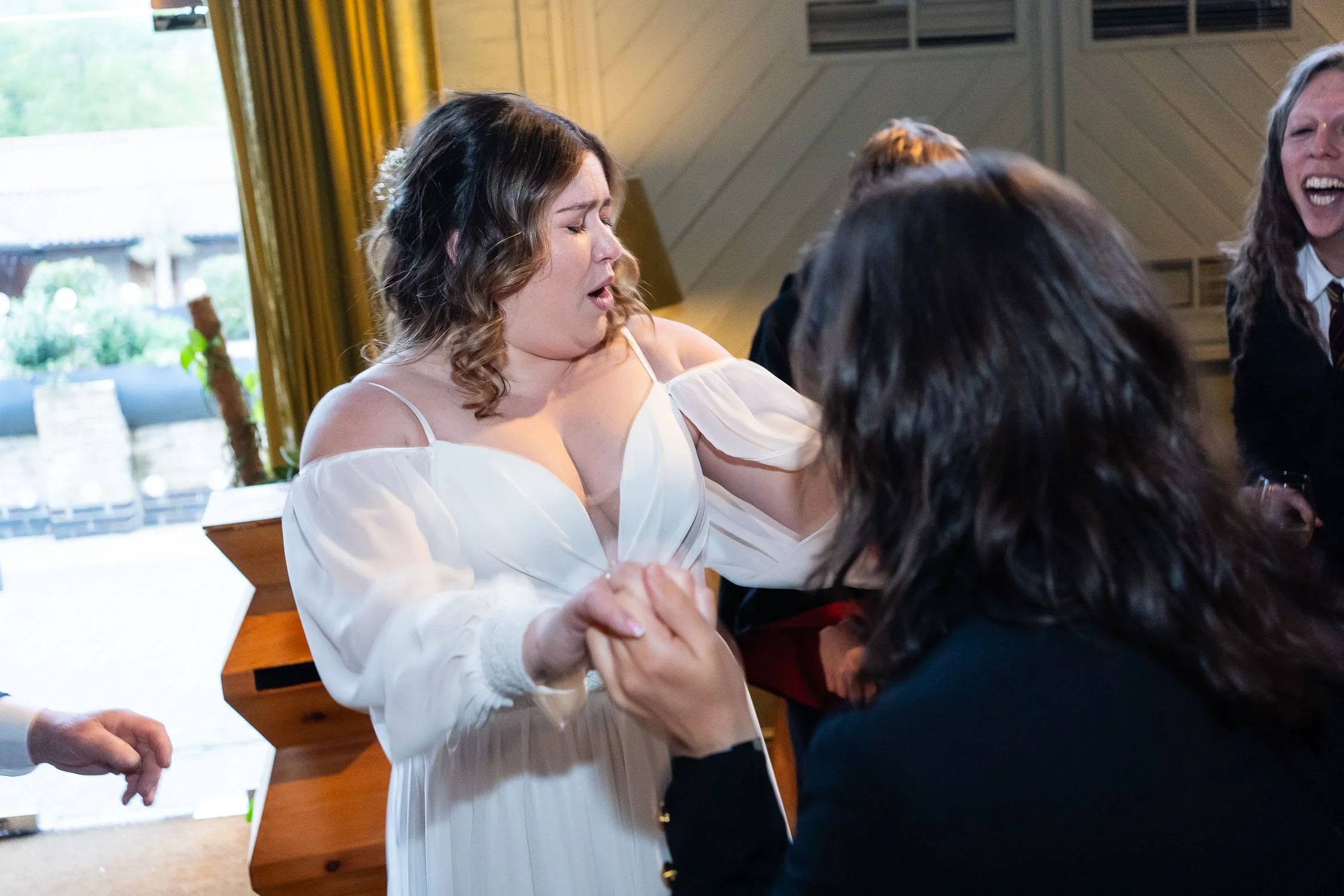 374-enfield-register-office-ridings-theobalds-estate-cheshunt-wedding-photographer.jpg