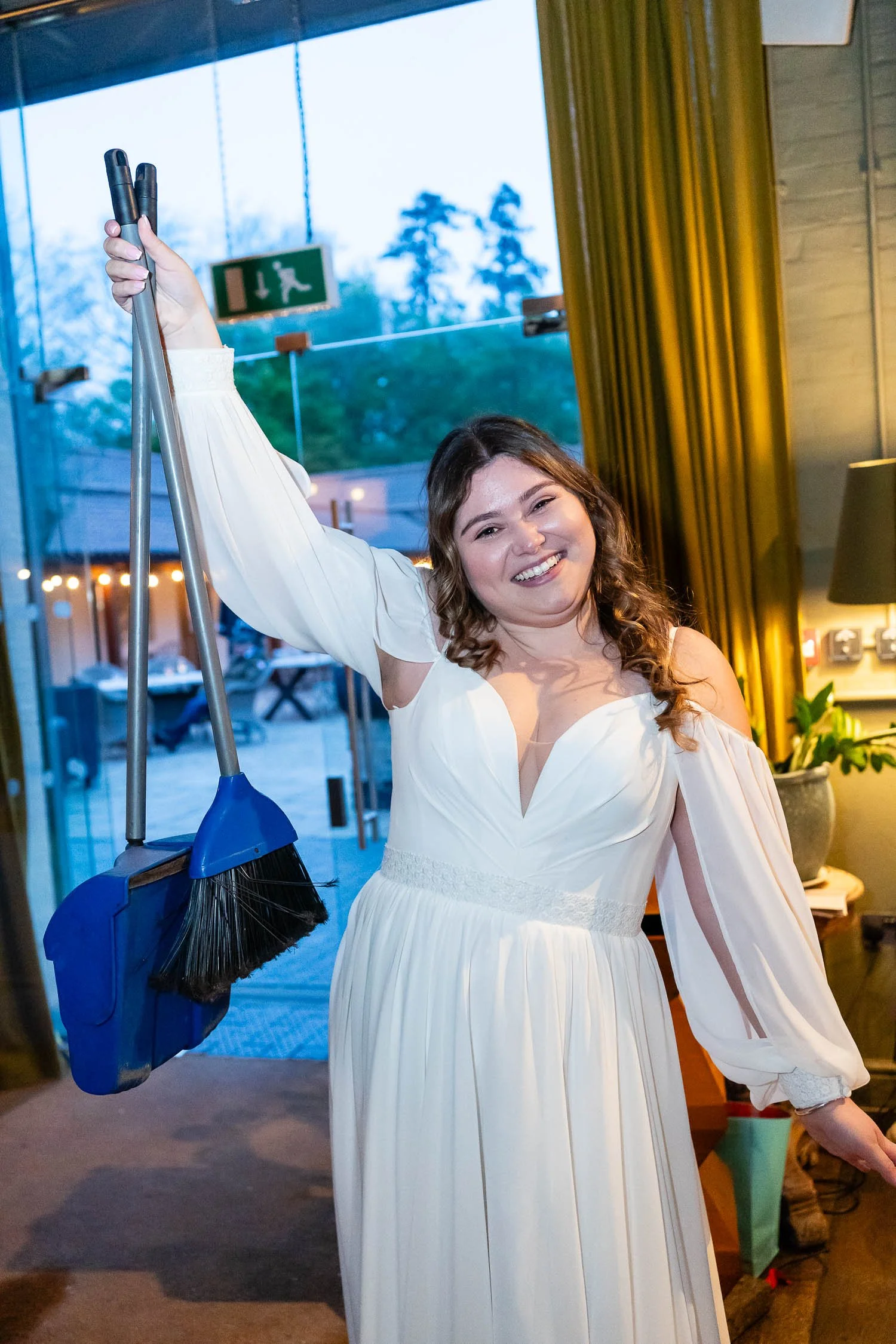 397-enfield-register-office-ridings-theobalds-estate-cheshunt-wedding-photographer.jpg