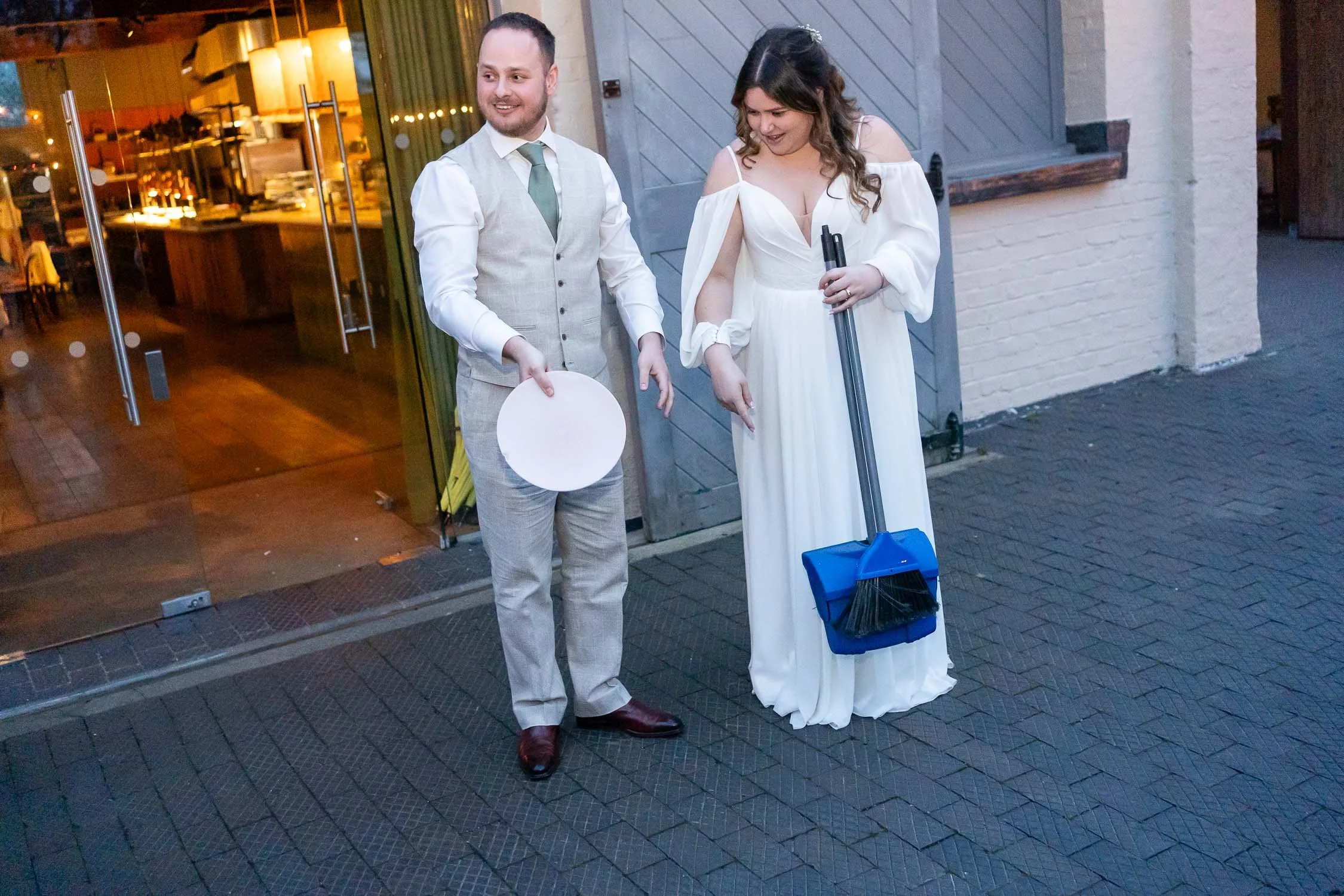 399-enfield-register-office-ridings-theobalds-estate-cheshunt-wedding-photographer.jpg