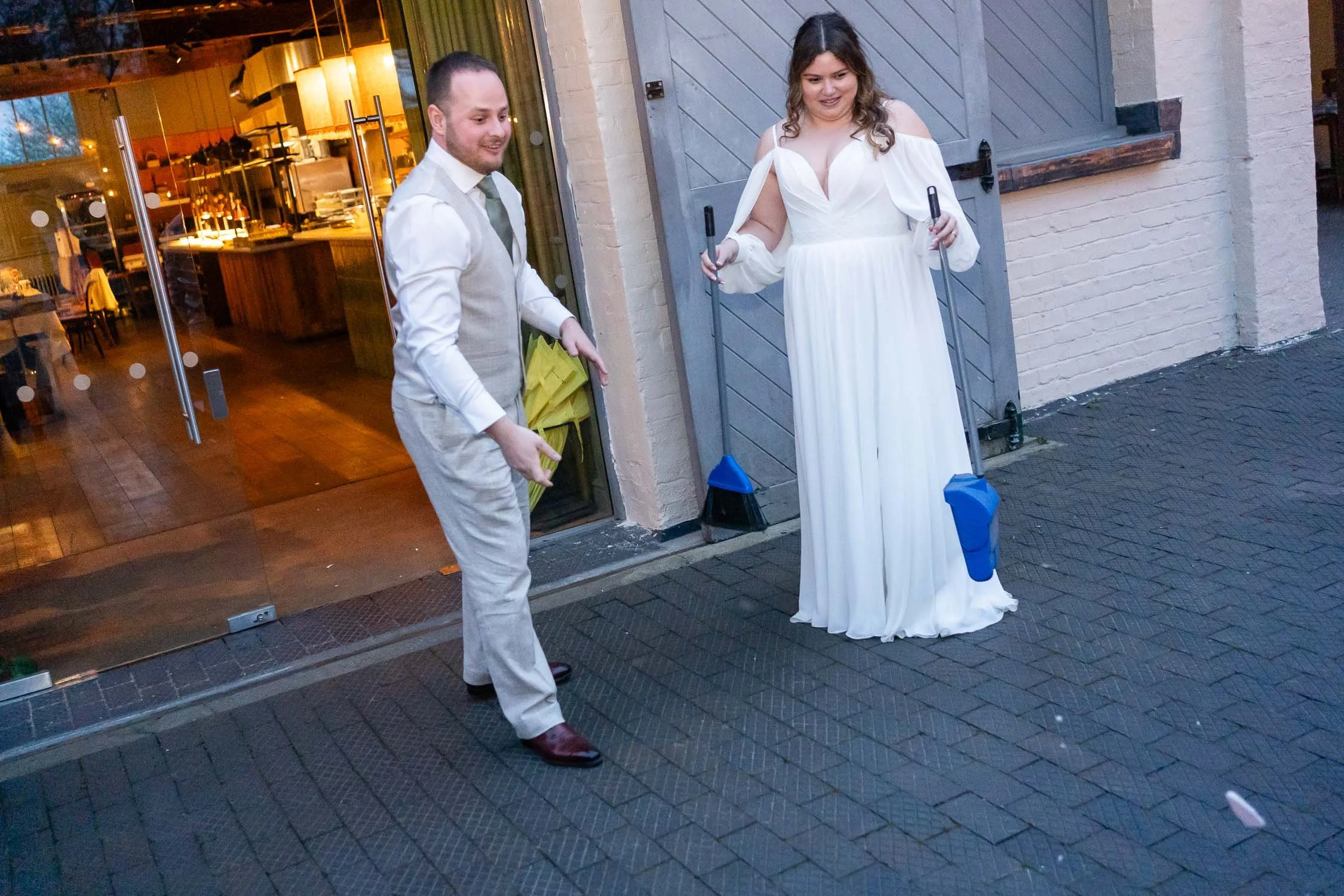 401-enfield-register-office-ridings-theobalds-estate-cheshunt-wedding-photographer.jpg