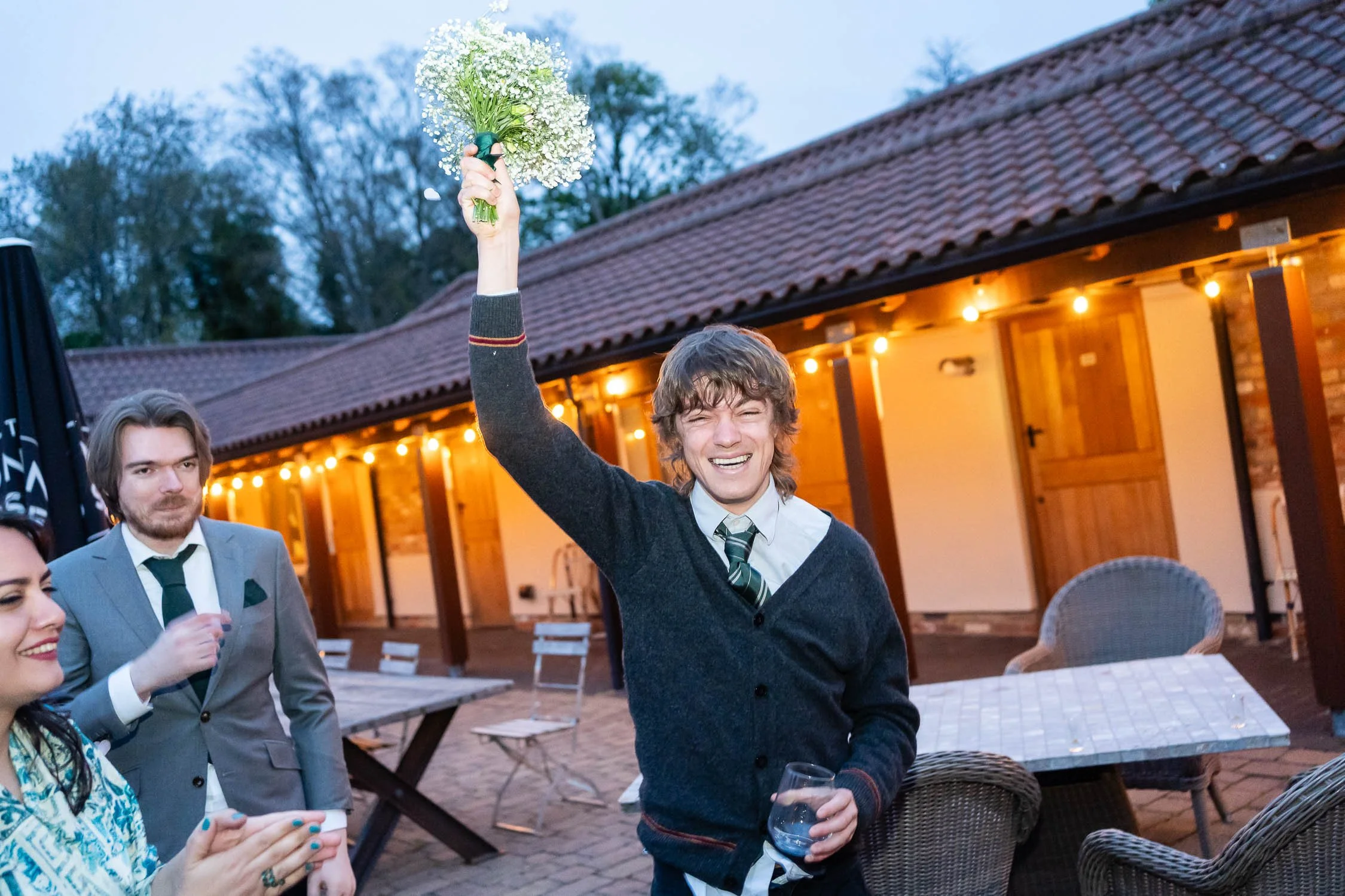 410-enfield-register-office-ridings-theobalds-estate-cheshunt-wedding-photographer.jpg