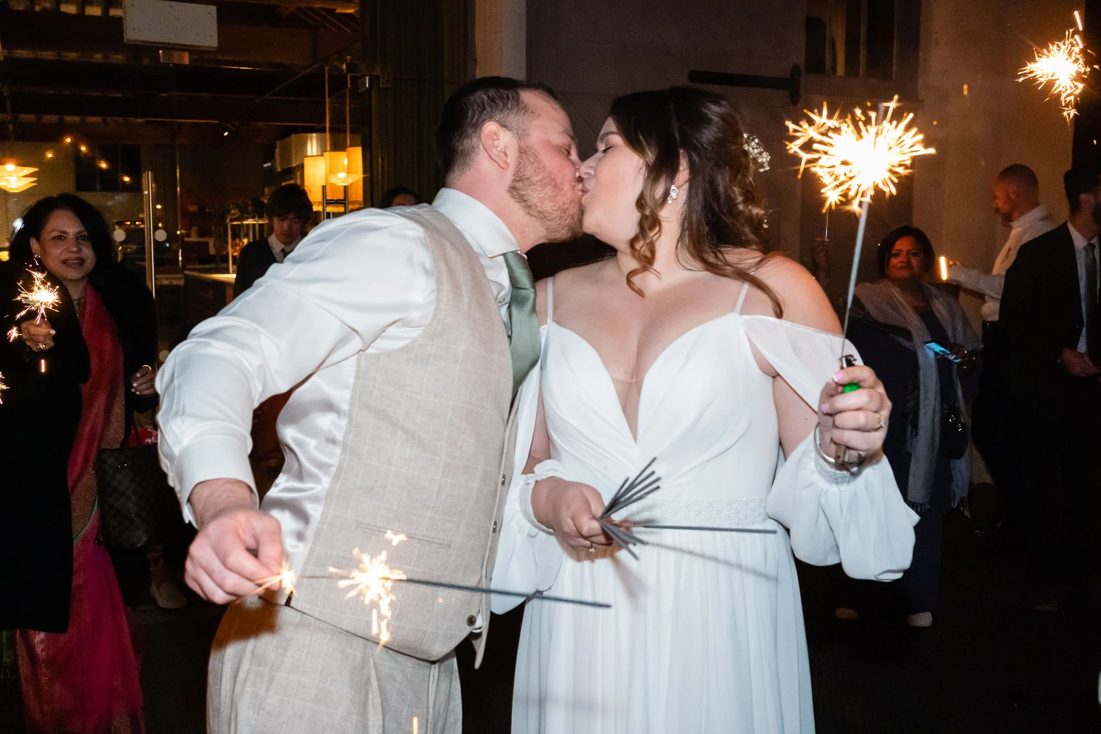 435-enfield-register-office-ridings-theobalds-estate-cheshunt-wedding-photographer.jpg