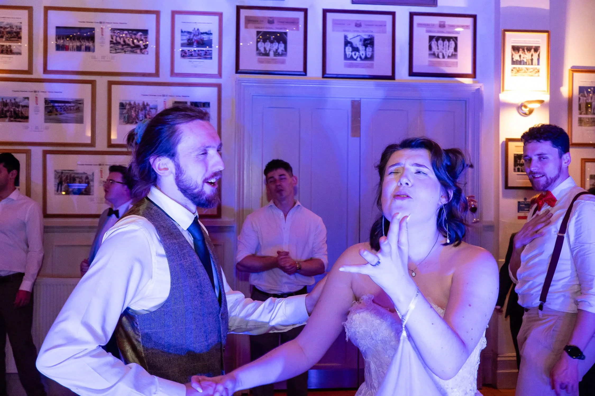 450-thames-rowing-club-putney-embankment-london-wedding-photographer.jpg