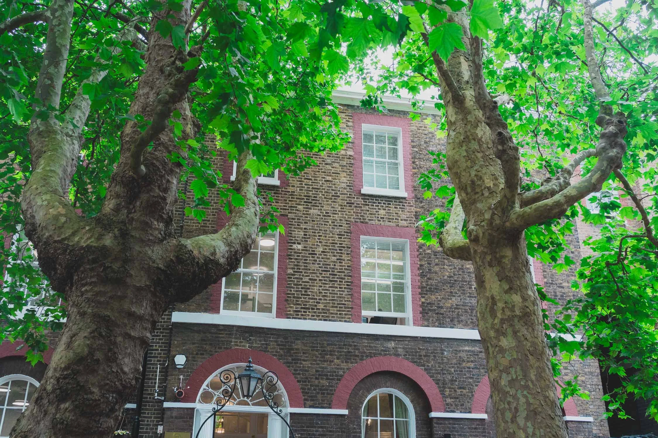 001-southwark-register-office-cutty-sark-pub-greenwich-wedding-photographer-london.jpg