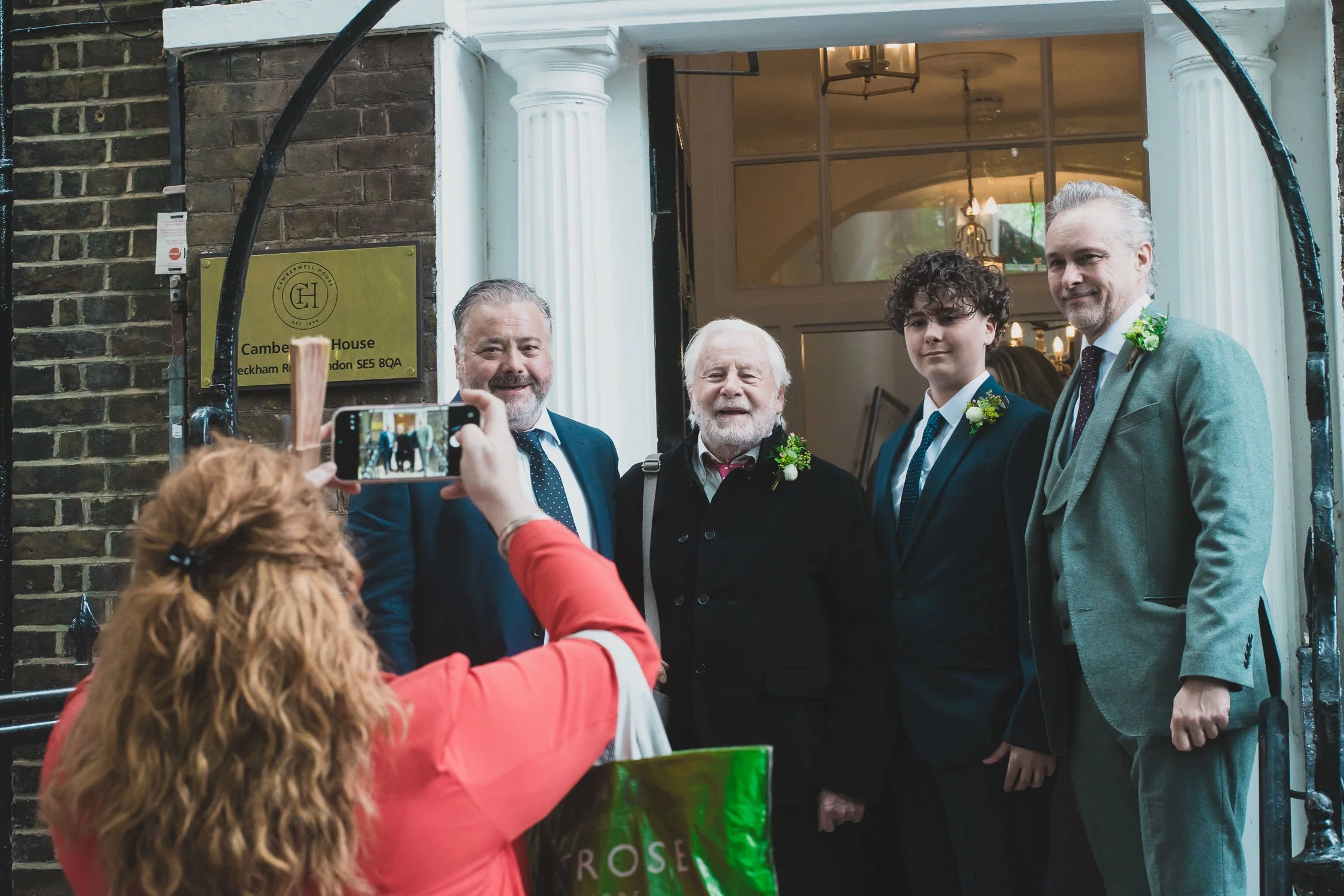 008-southwark-register-office-cutty-sark-pub-greenwich-wedding-photographer-london.jpg