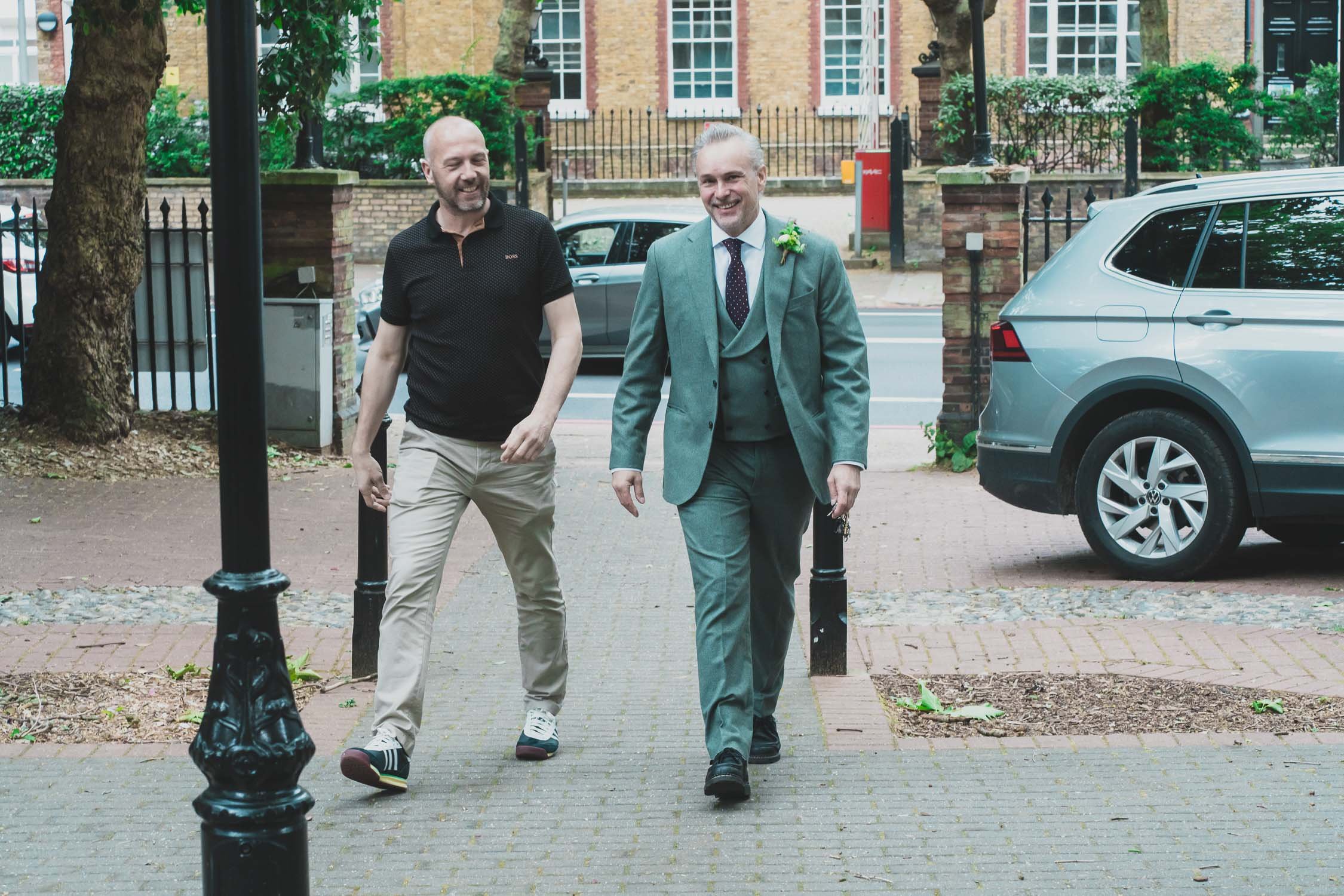 011-southwark-register-office-cutty-sark-pub-greenwich-wedding-photographer-london.jpg