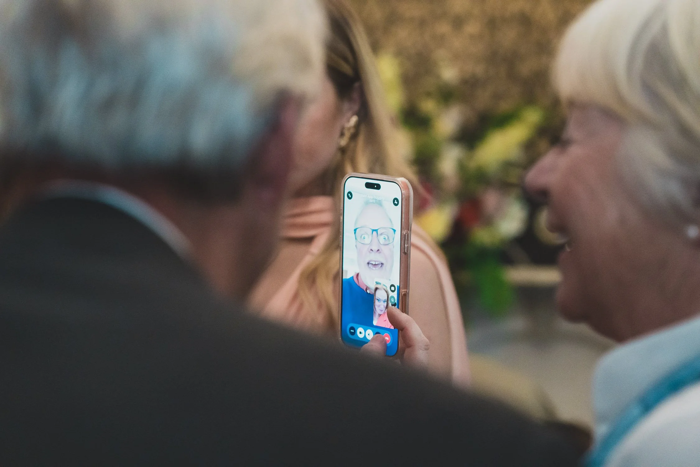 050-southwark-register-office-cutty-sark-pub-greenwich-wedding-photographer-london.jpg