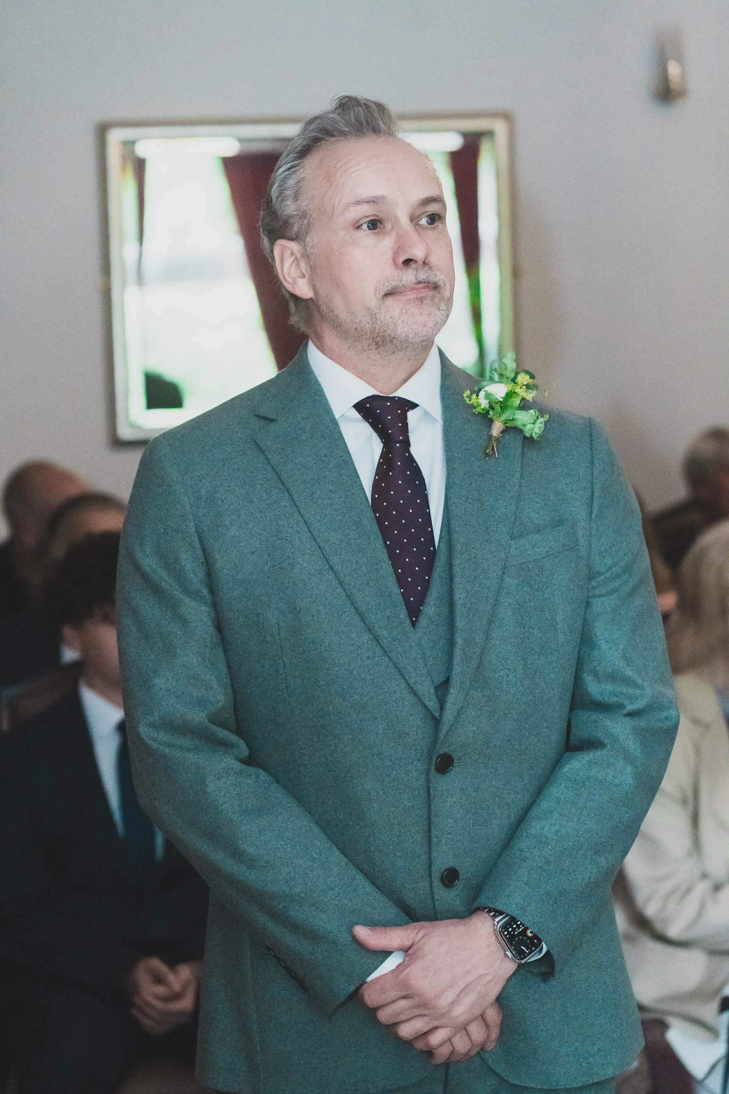 052-southwark-register-office-cutty-sark-pub-greenwich-wedding-photographer-london.jpg