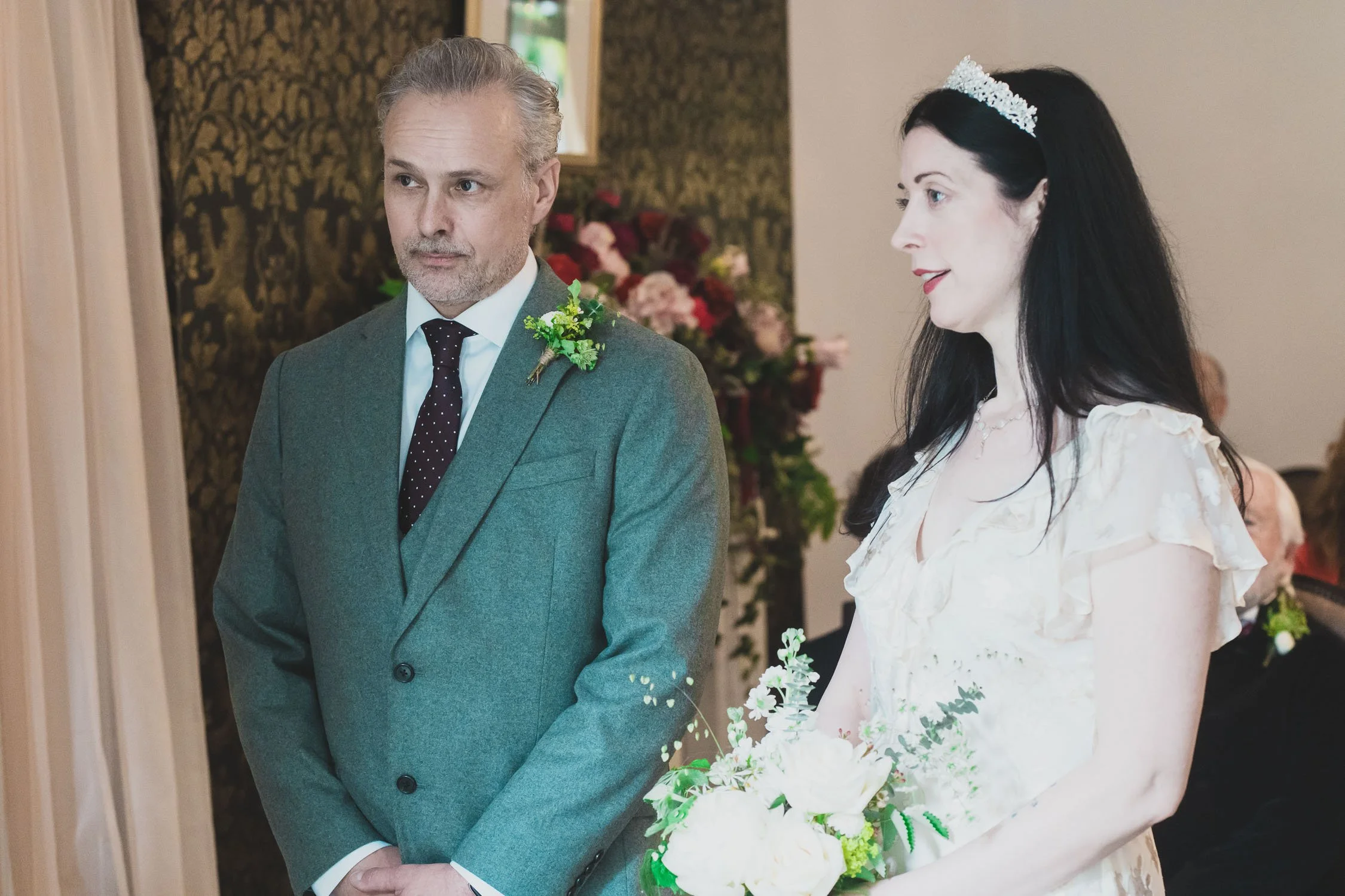066-southwark-register-office-cutty-sark-pub-greenwich-wedding-photographer-london.jpg