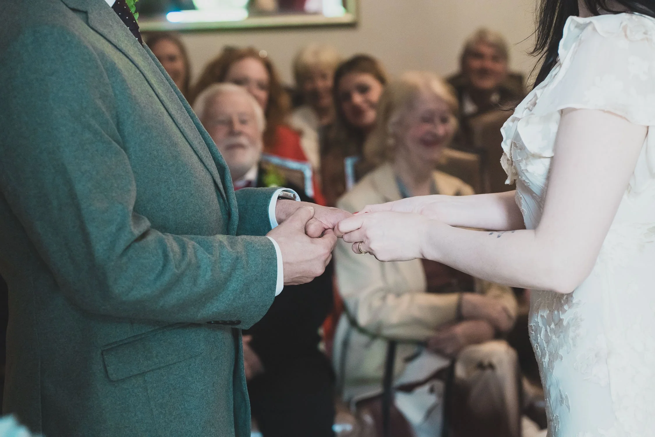 092-southwark-register-office-cutty-sark-pub-greenwich-wedding-photographer-london.jpg