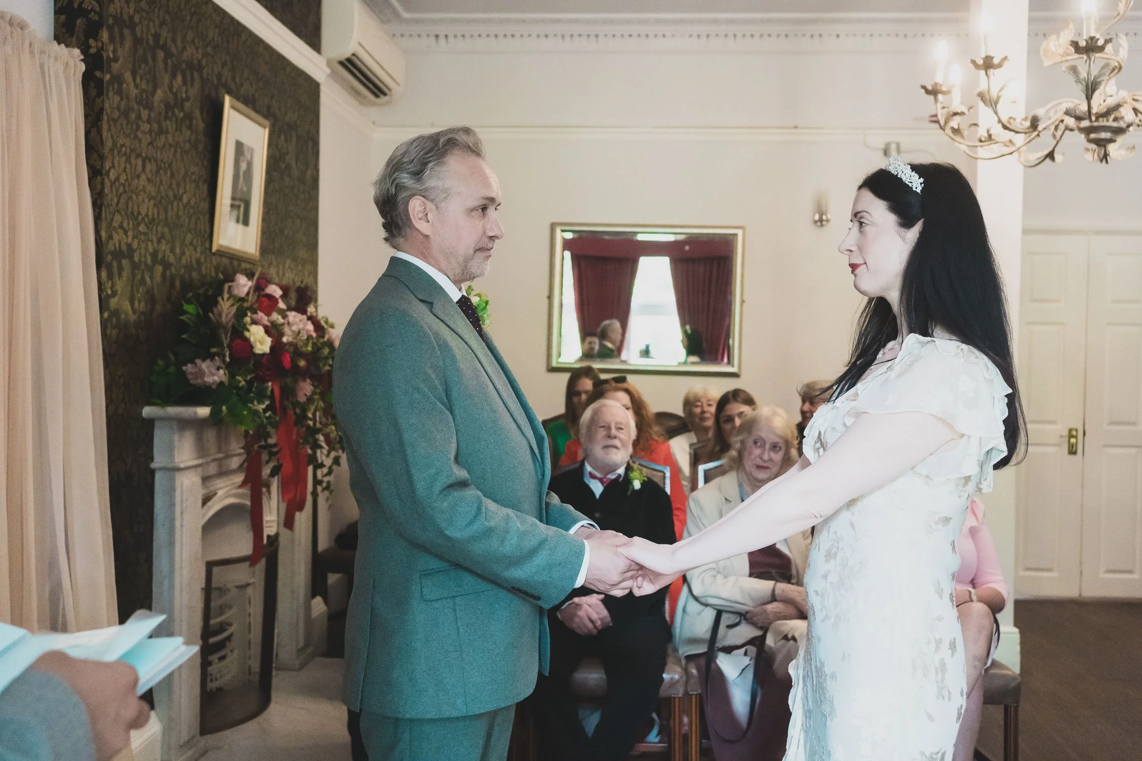 093-southwark-register-office-cutty-sark-pub-greenwich-wedding-photographer-london.jpg
