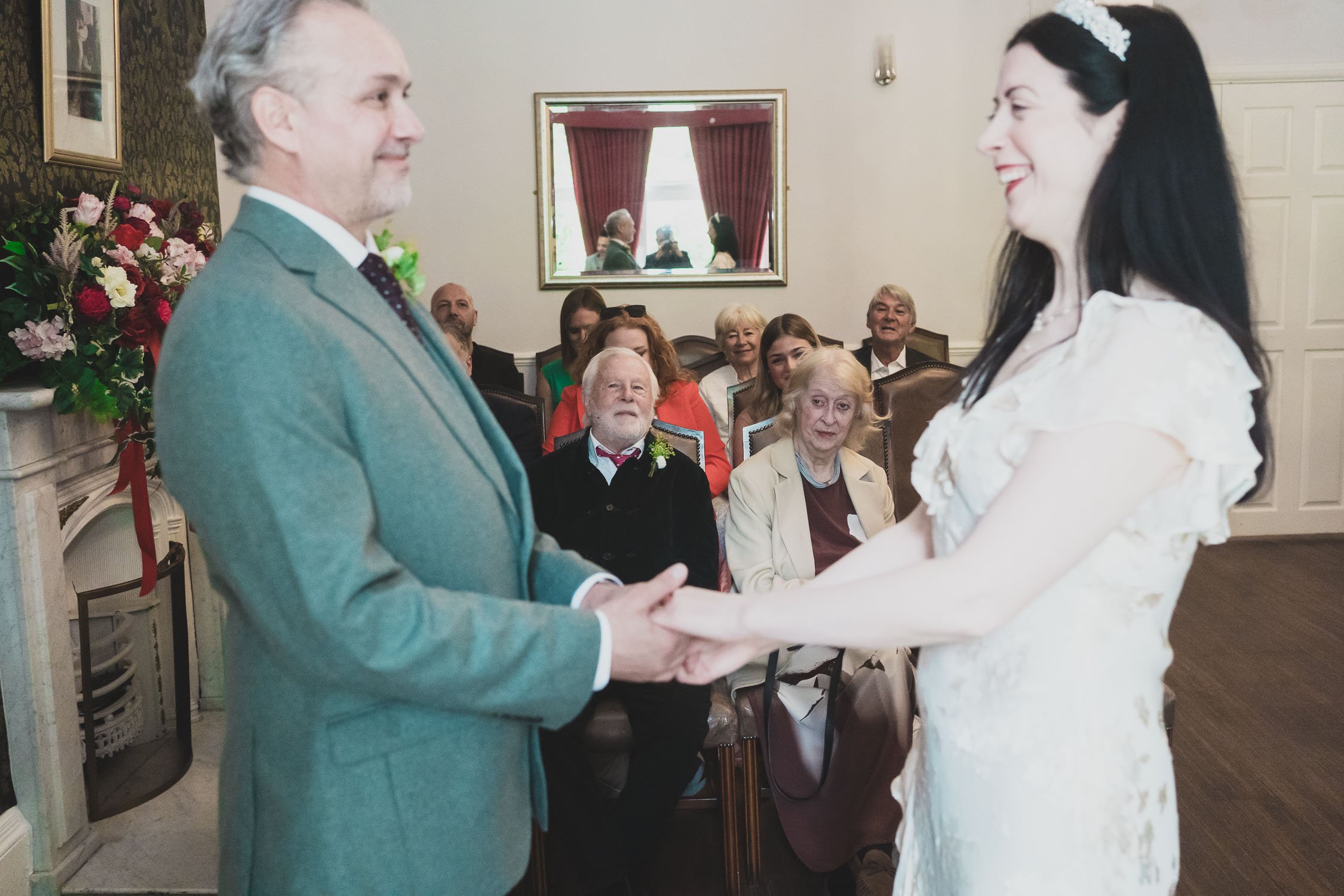 095-southwark-register-office-cutty-sark-pub-greenwich-wedding-photographer-london.jpg