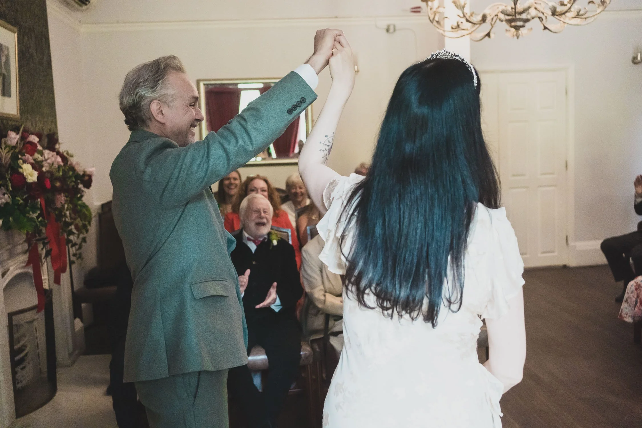 103-southwark-register-office-cutty-sark-pub-greenwich-wedding-photographer-london.jpg