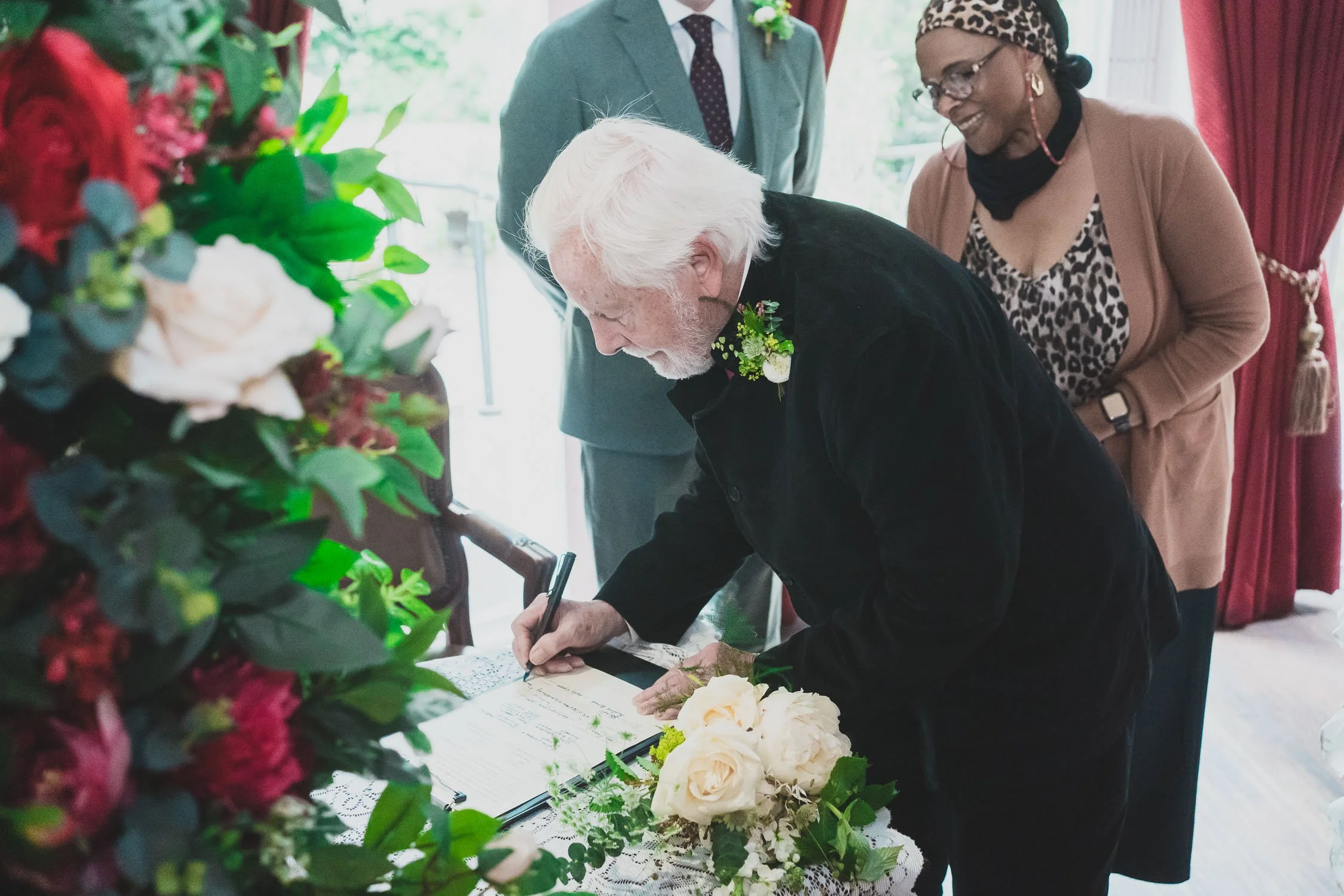108-southwark-register-office-cutty-sark-pub-greenwich-wedding-photographer-london.jpg
