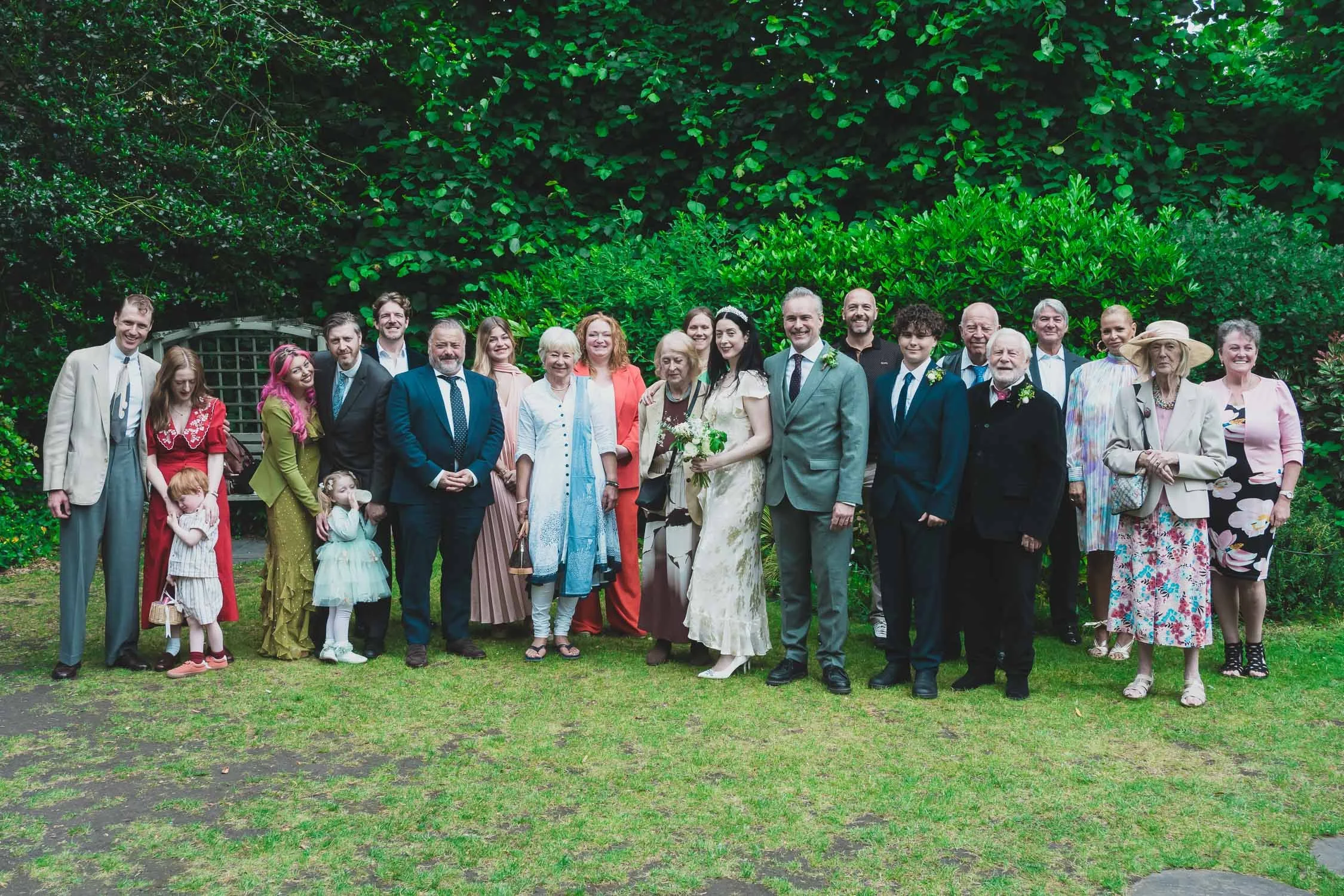 130-southwark-register-office-cutty-sark-pub-greenwich-wedding-photographer-london.jpg